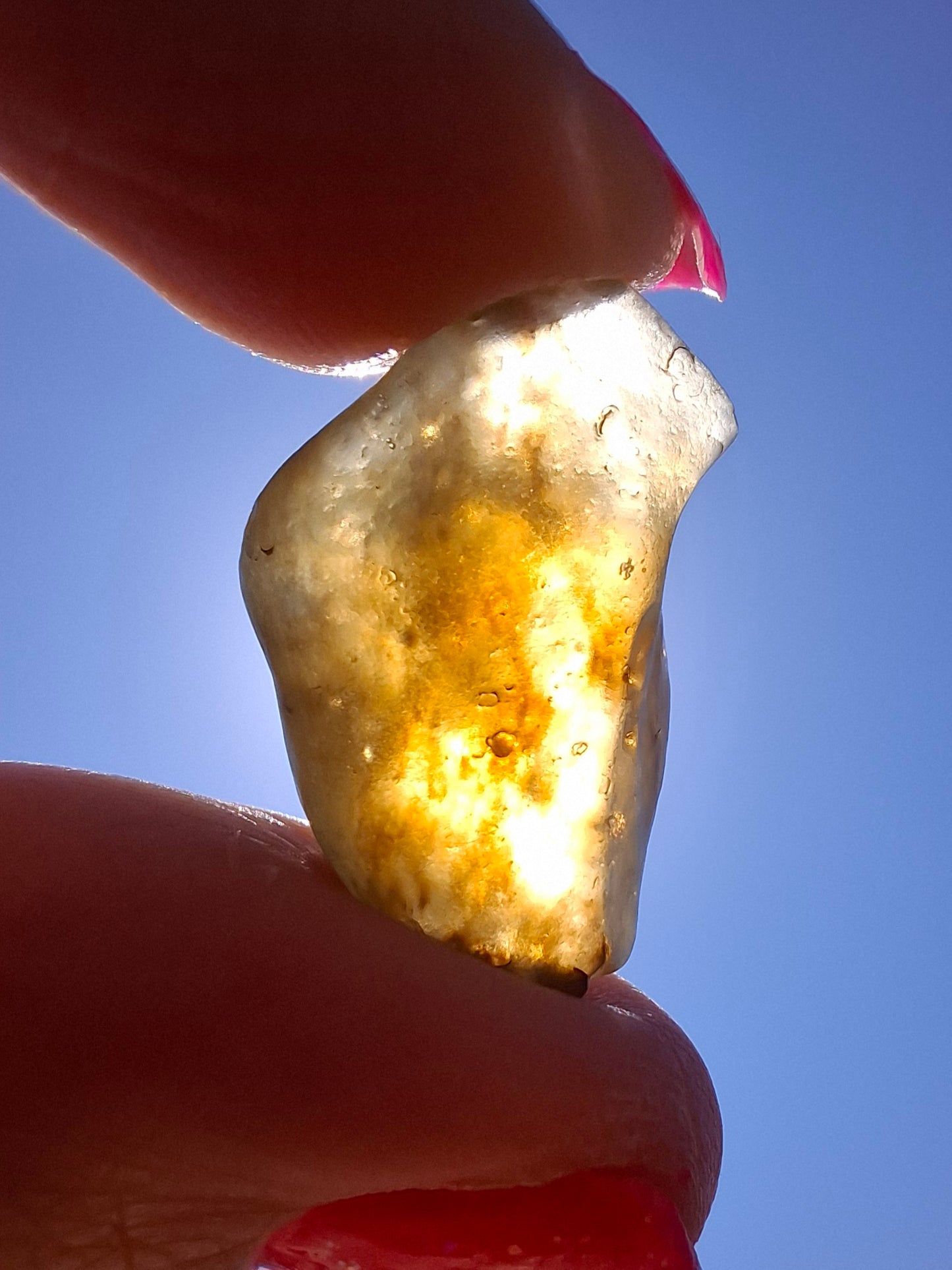 Libyan Desert Glass (darker) Piece, 4.43g, Tektite (Ref: L1361)
