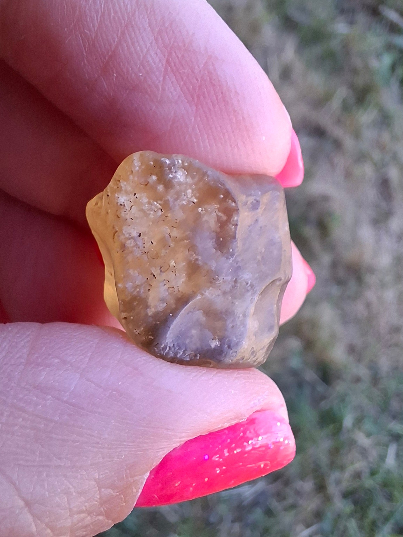 Libyan Desert Glass (darker) Piece, 4.92g, Tektite (Ref: L1364)