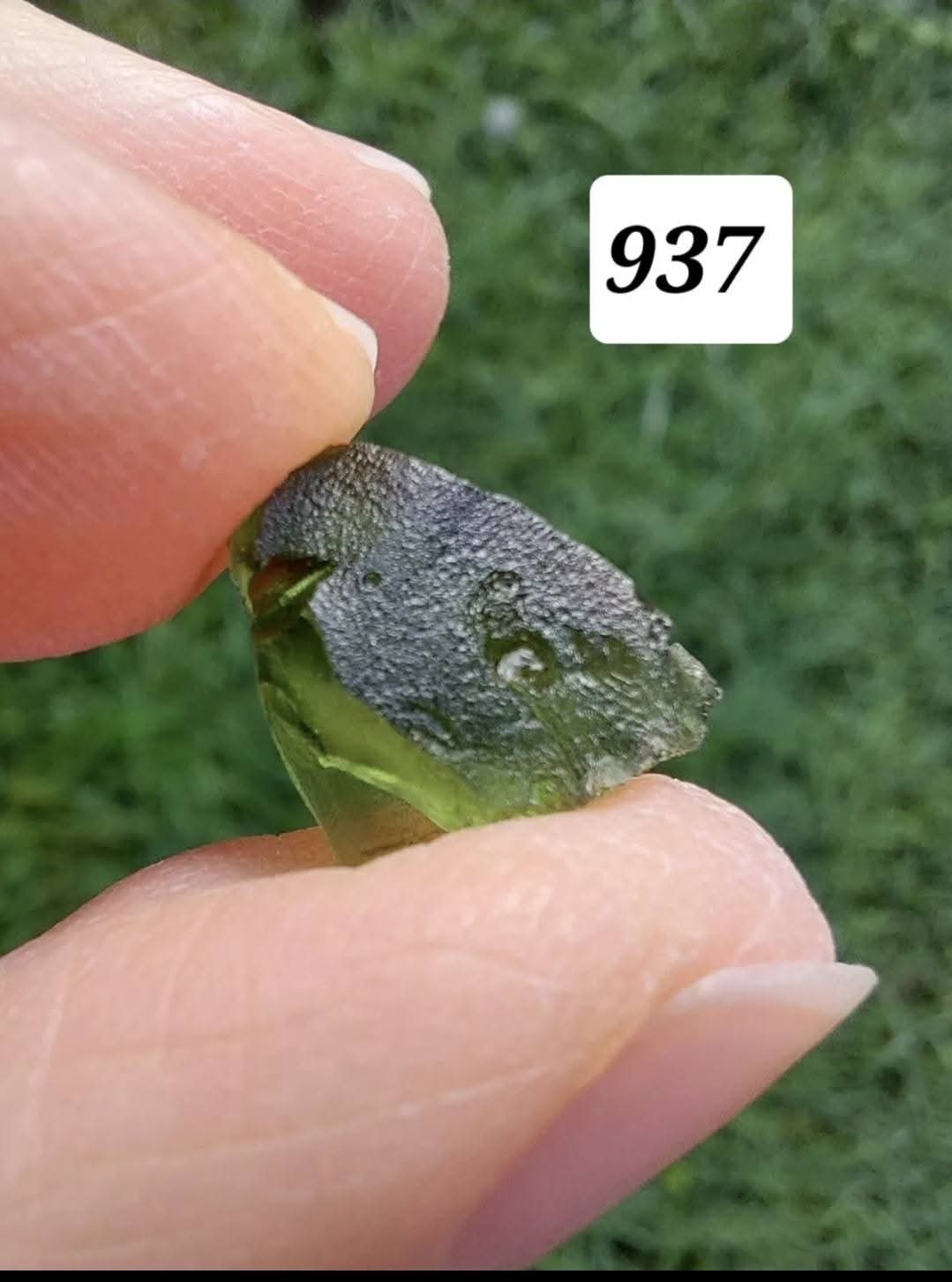 Moldavite Piece, 0.94g, Tektite (Ref: 937)