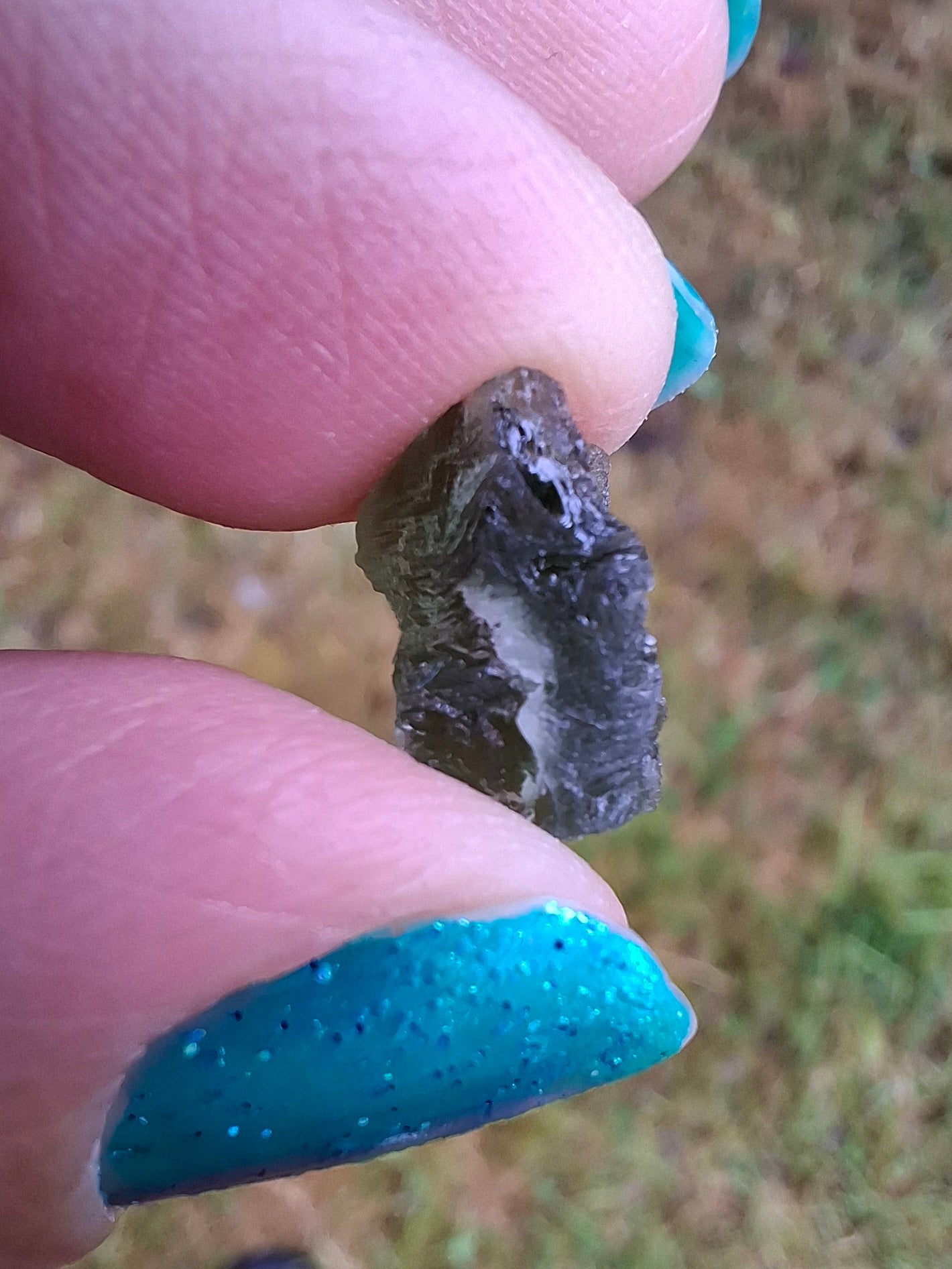 Moldavite Piece, 0.92g, Tektite (Ref: 1418)
