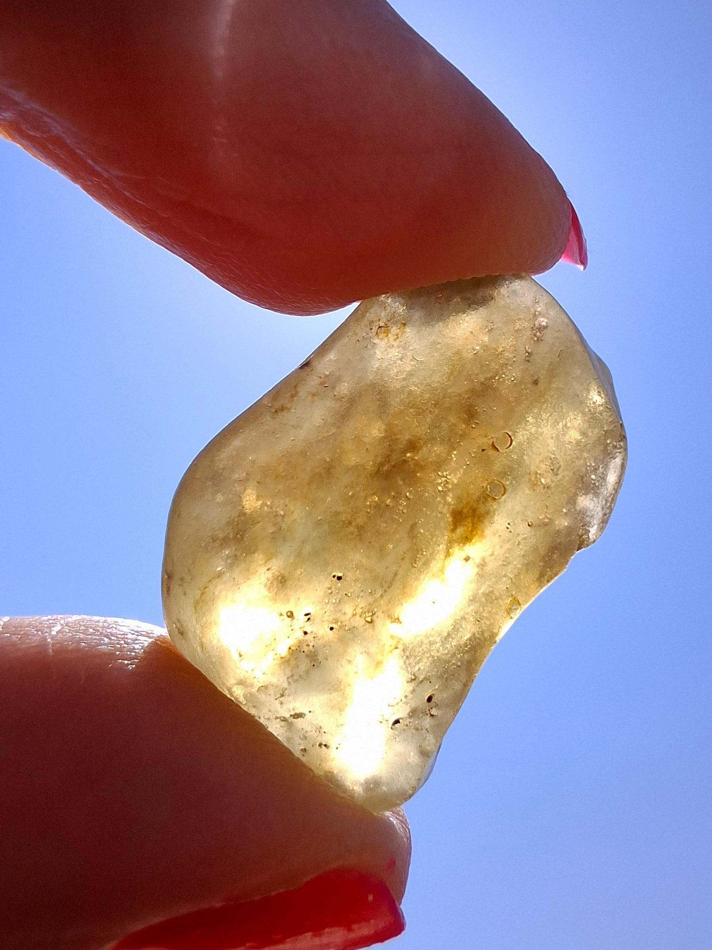 Libyan Desert Glass (darker) Piece, 6.82g, Tektite (Ref: L1365)