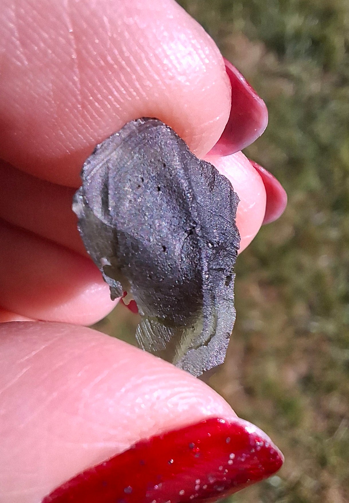 Moldavite Piece, 1.68g, Tektite (Ref: 1468)