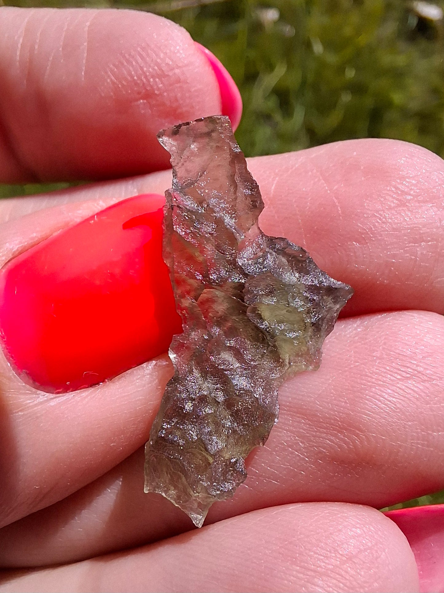 Moldavite Piece, 0.87g, Tektite (Ref: 1411)