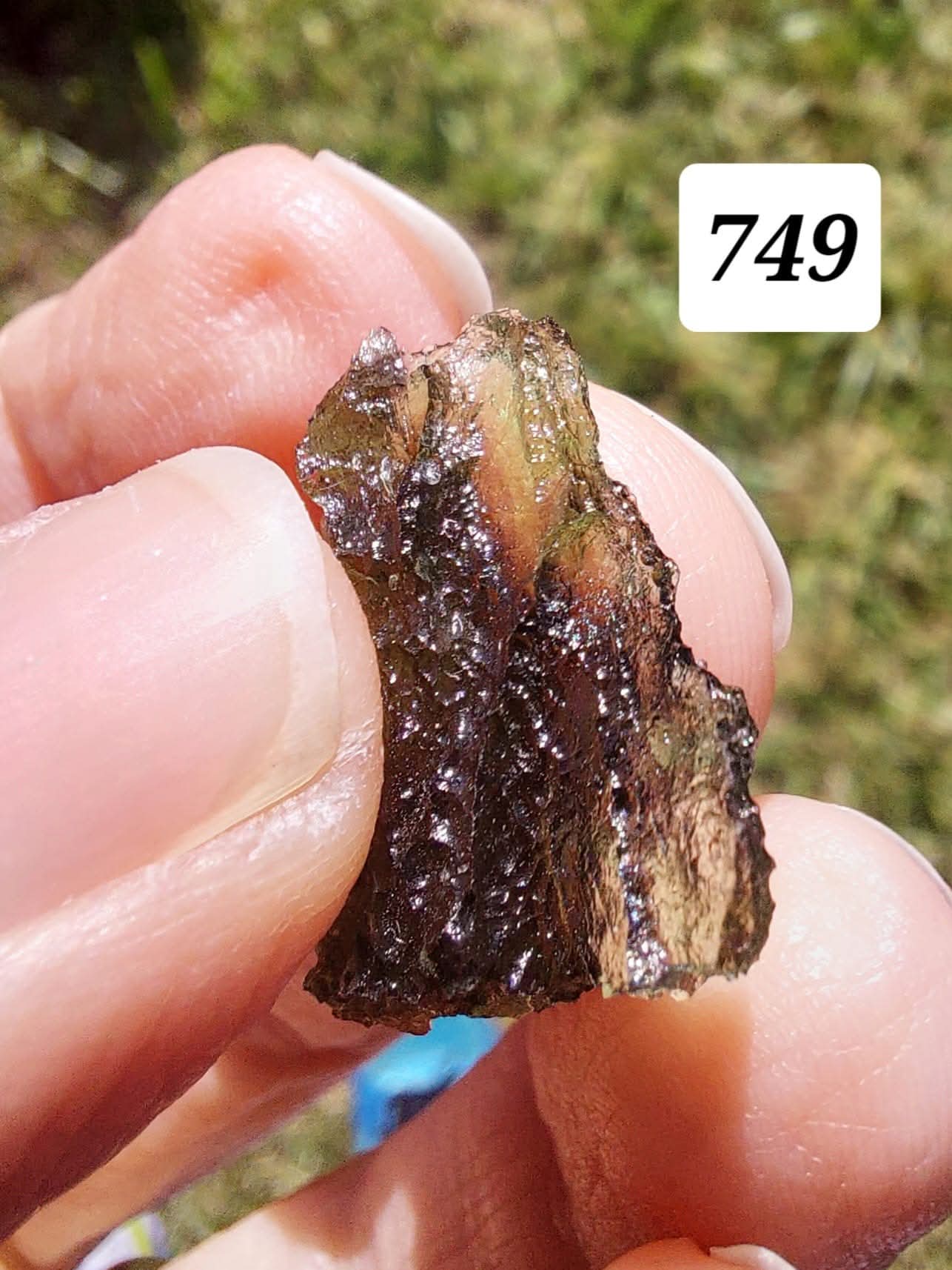 Moldavite Piece, BESEDNICE SKOLA, 1.55g, Tektite (Ref: 749)