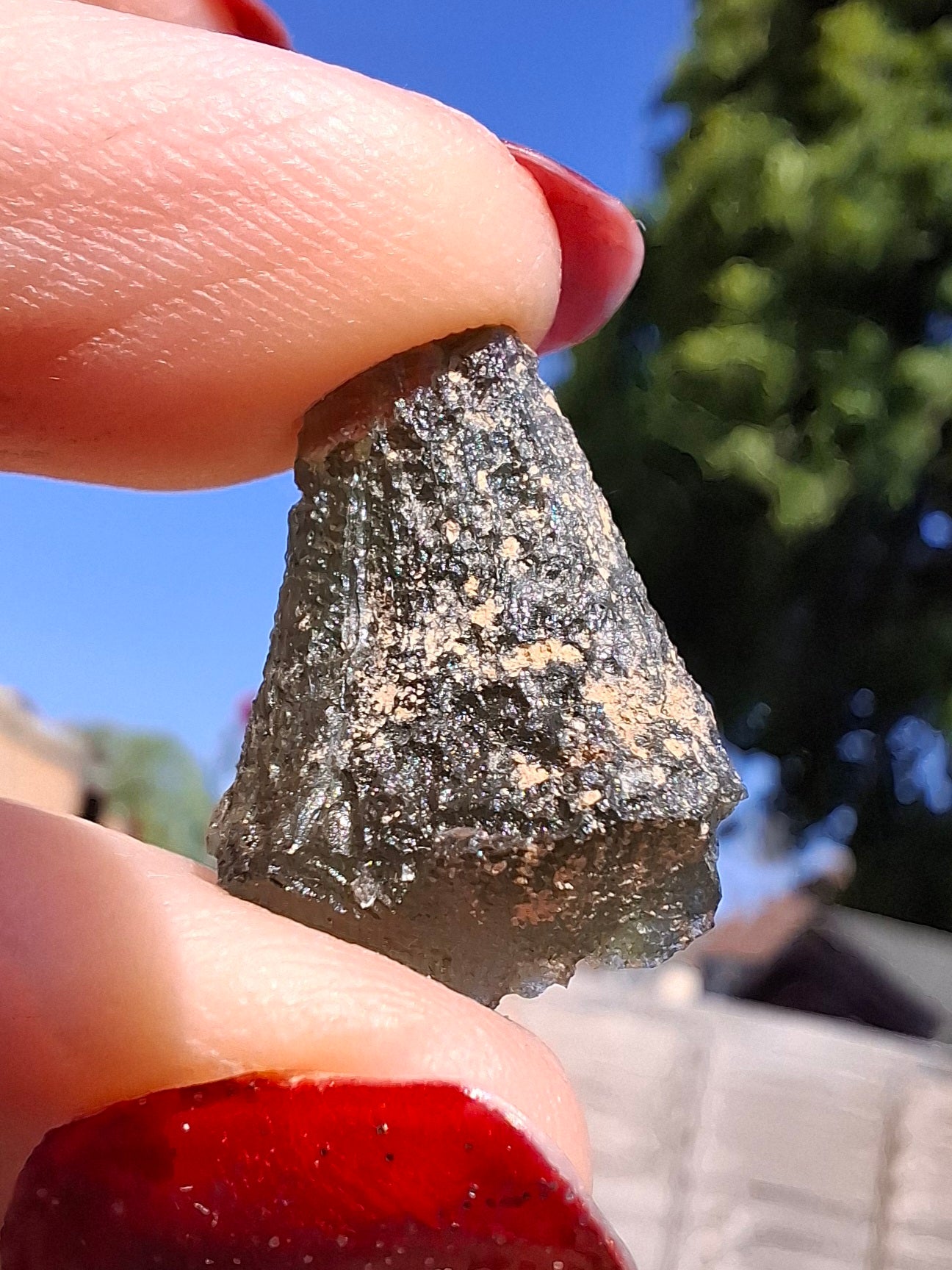 Moldavite Piece, 2.38g, Tektite (Ref: 1466)