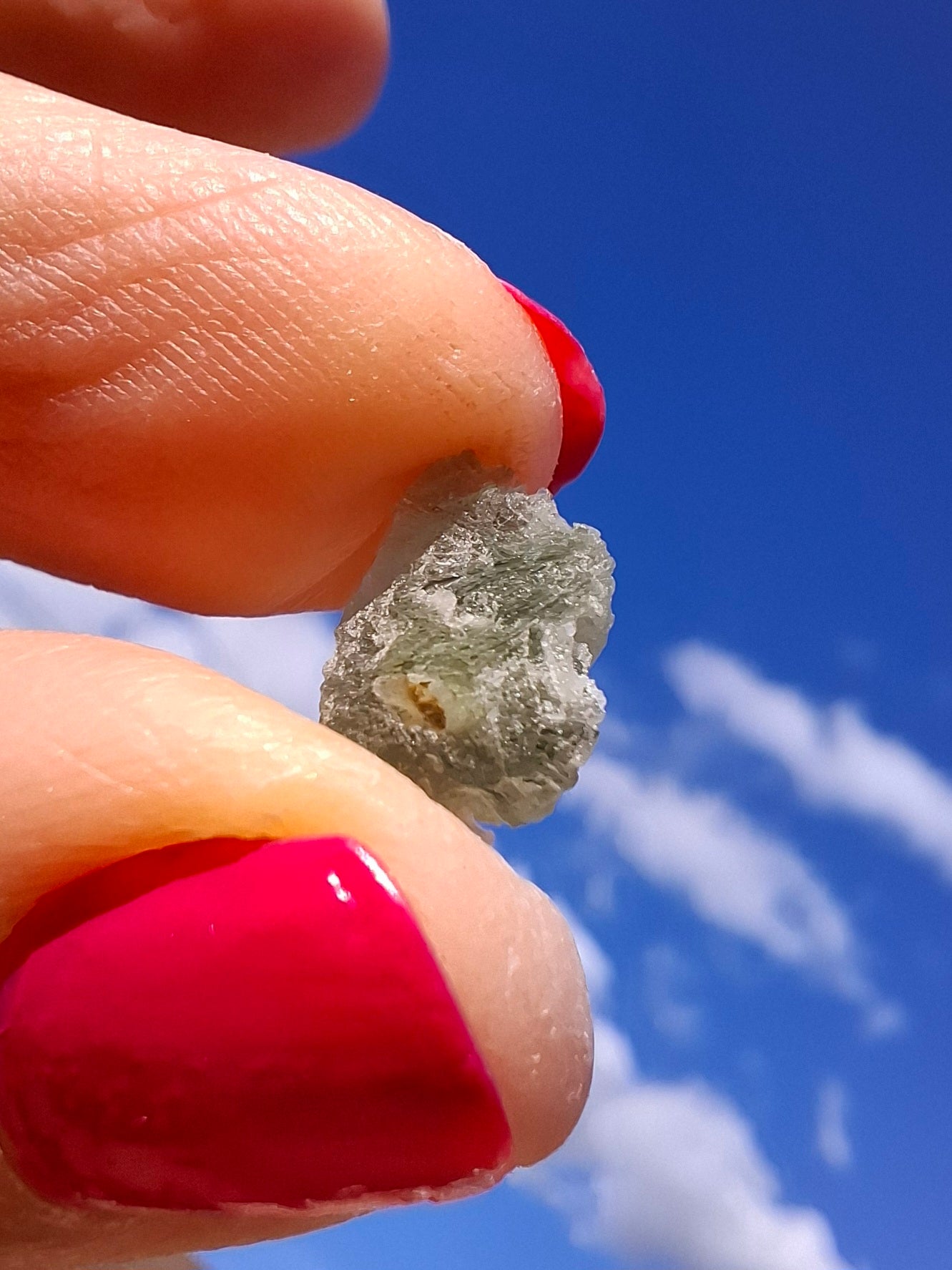 Moldavite Piece, SNOWFLAKE, FROSTED, BRUSNA, 0.50g, Tektite (Ref: 1498)