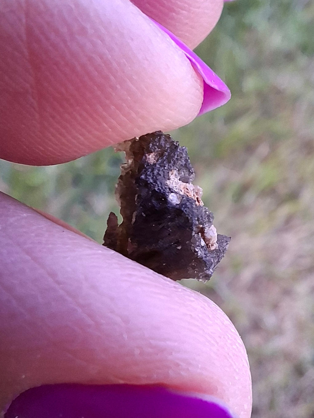 Moldavite Piece, 0.65g, Tektite (Ref: 1459)