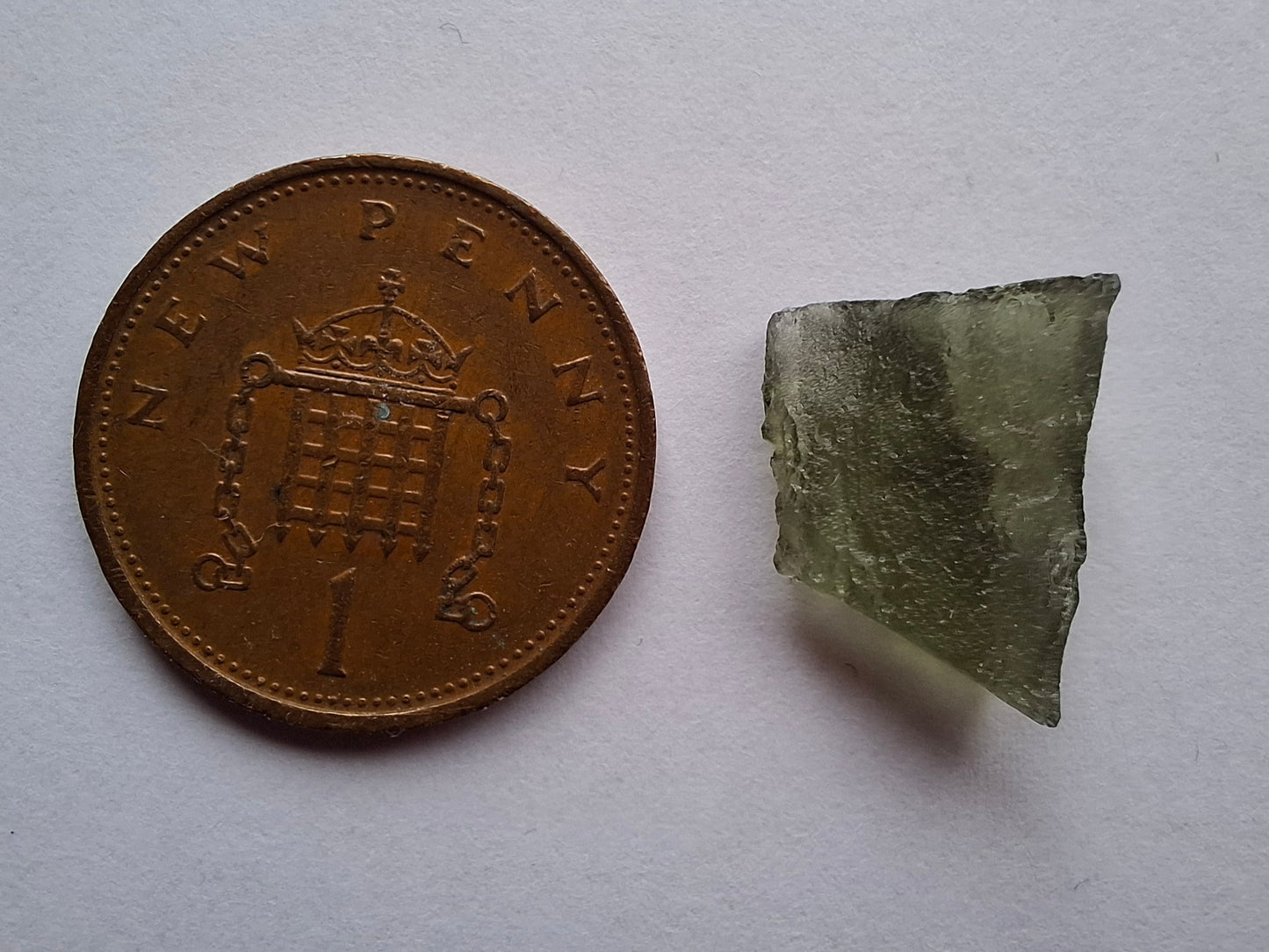 Moldavite Piece, 0.93g, Tektite (Ref: 1391)