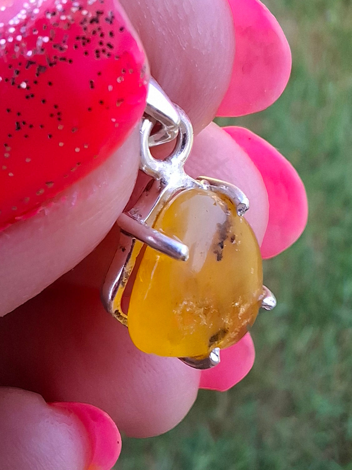 Baltic Amber Pendant, 925 Silver, Fossil (Ref: AP20)