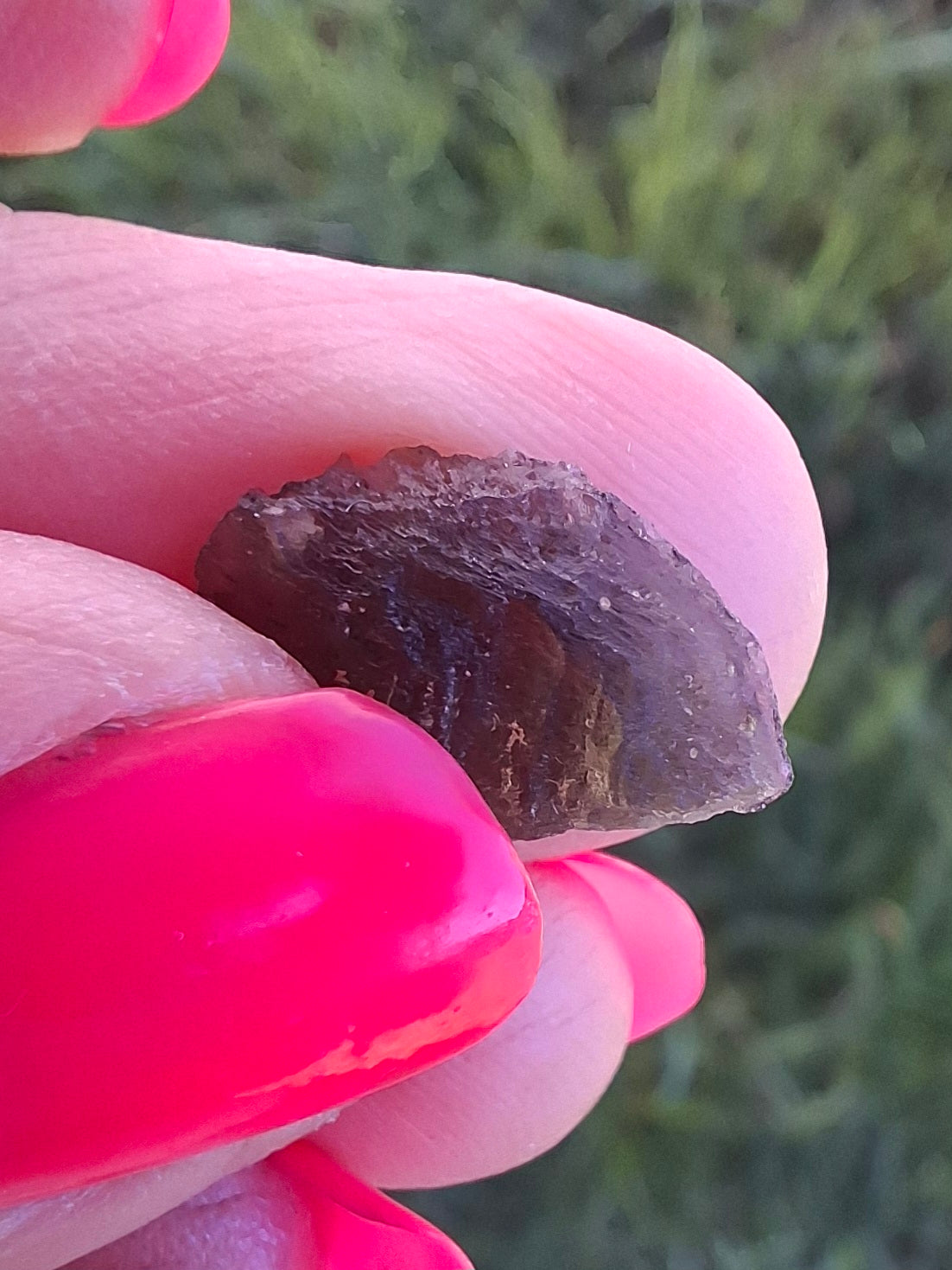 Moldavite Piece, 0.69g, Tektite (Ref: 1407)