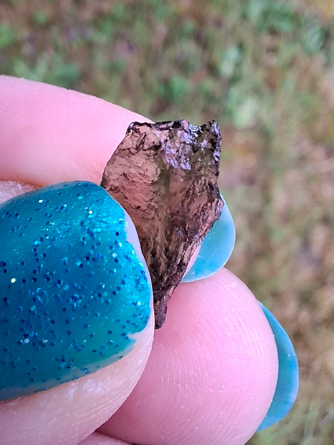 Moldavite Piece, 0.44g, Tektite (Ref: 1420)