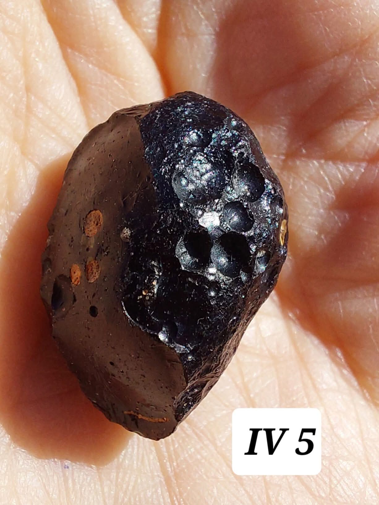 Ivory Coast (Ivorite), RAREST TEKTITE IN THE WORLD, 8.88g, Tektite (Ref: IV5)