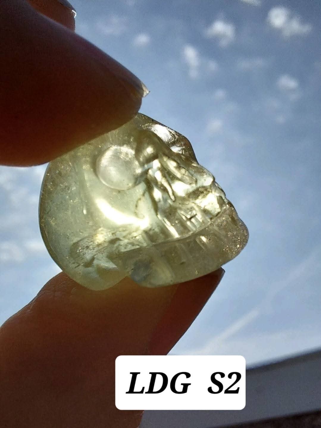 Libyan Desert Glass SKULL carving, 4.59g, Tektite (Ref: Skull2)