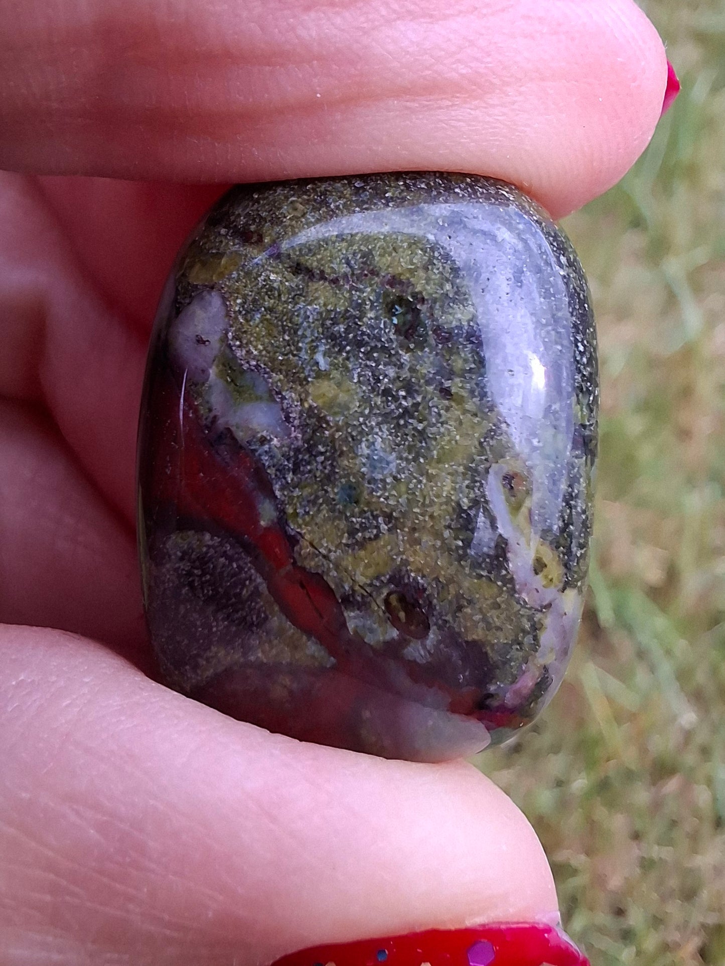 Dragons Blood Jasper, Tumble Stone, Crystal (Ref: T112)