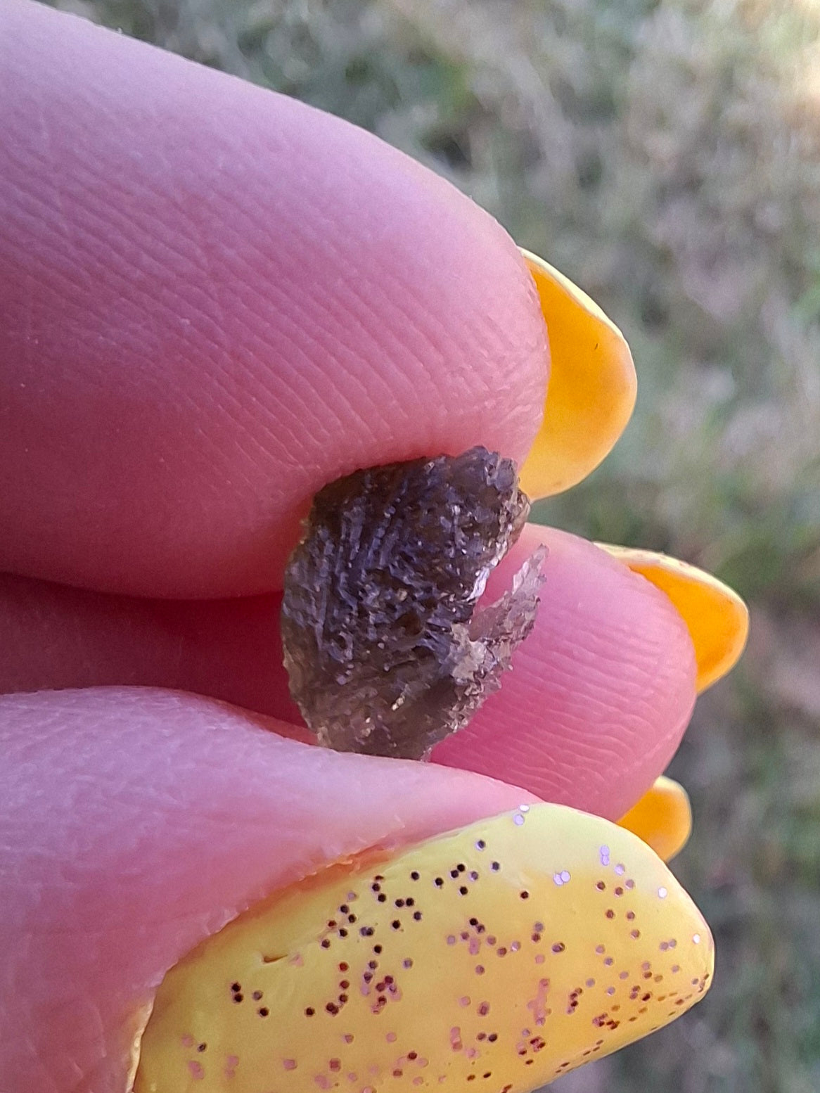 Moldavite small Piece, 0.41g, Tektite (Ref: 1482)