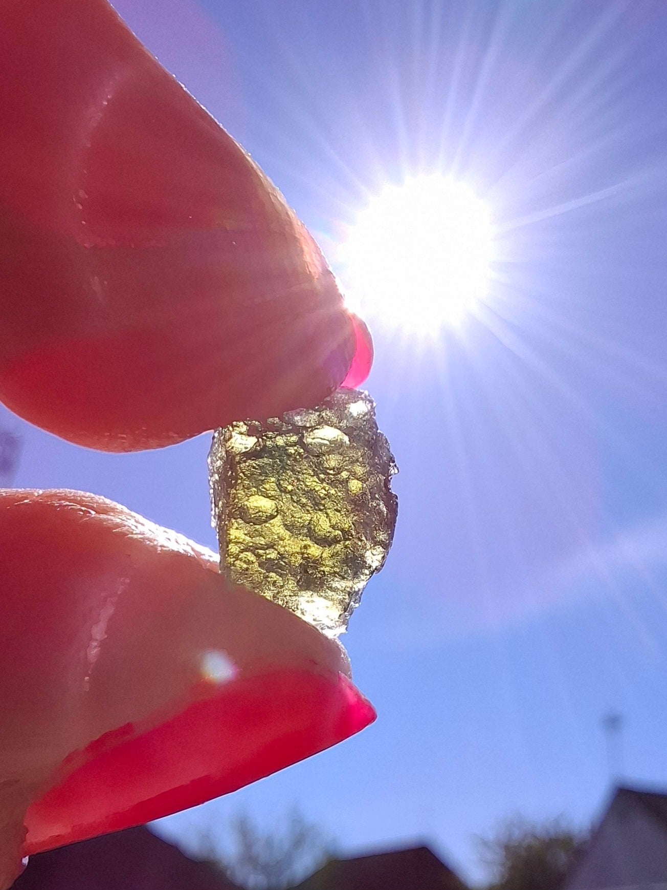 Moldavite Piece, 0.60g, Tektite (Ref: 1408)