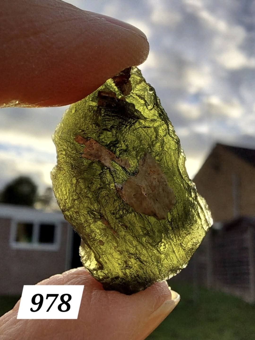 Moldavite Piece, NESMEN HURKA, 8.81g, Tektite (Ref: 978)