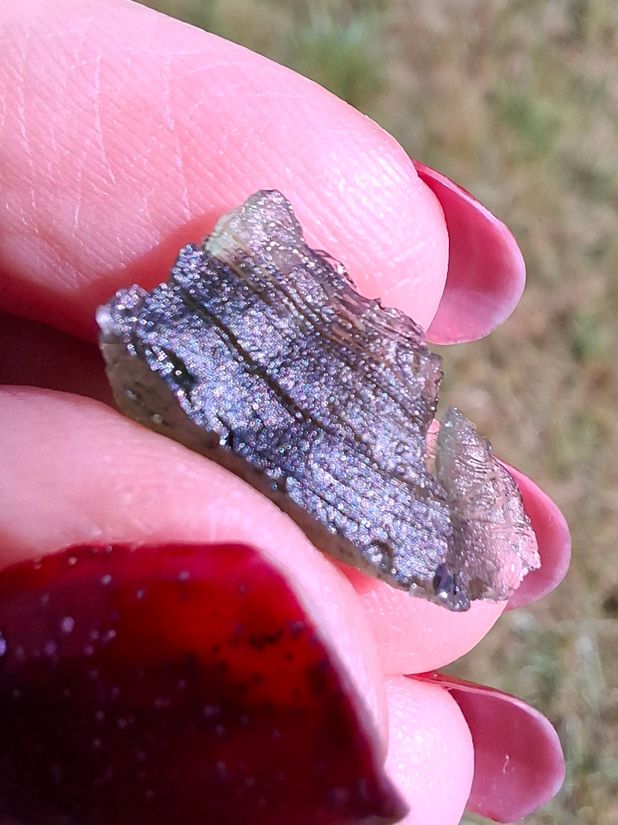 Moldavite Piece, 1.55g, Tektite (Ref: 1469)