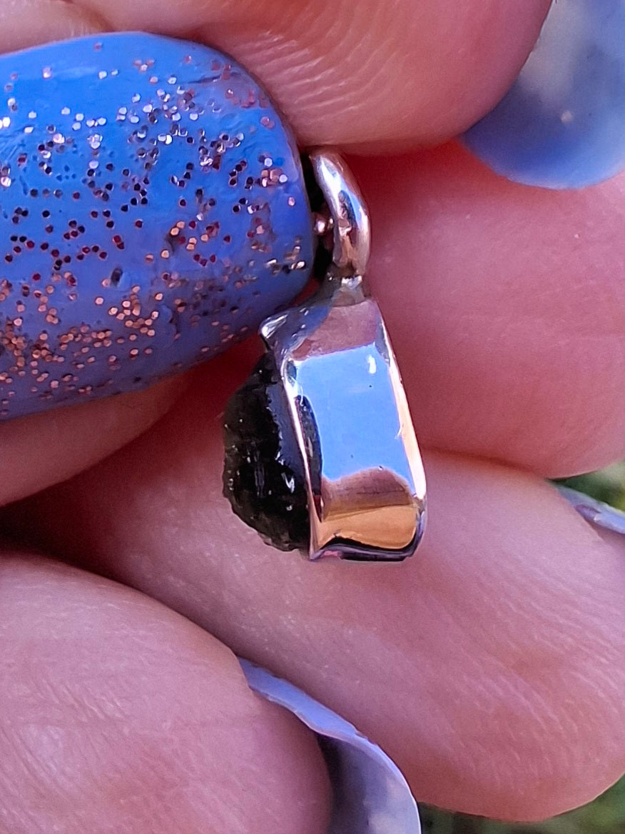 Moldavite Pendant, 925 Silver, Tektite (Ref: P96)