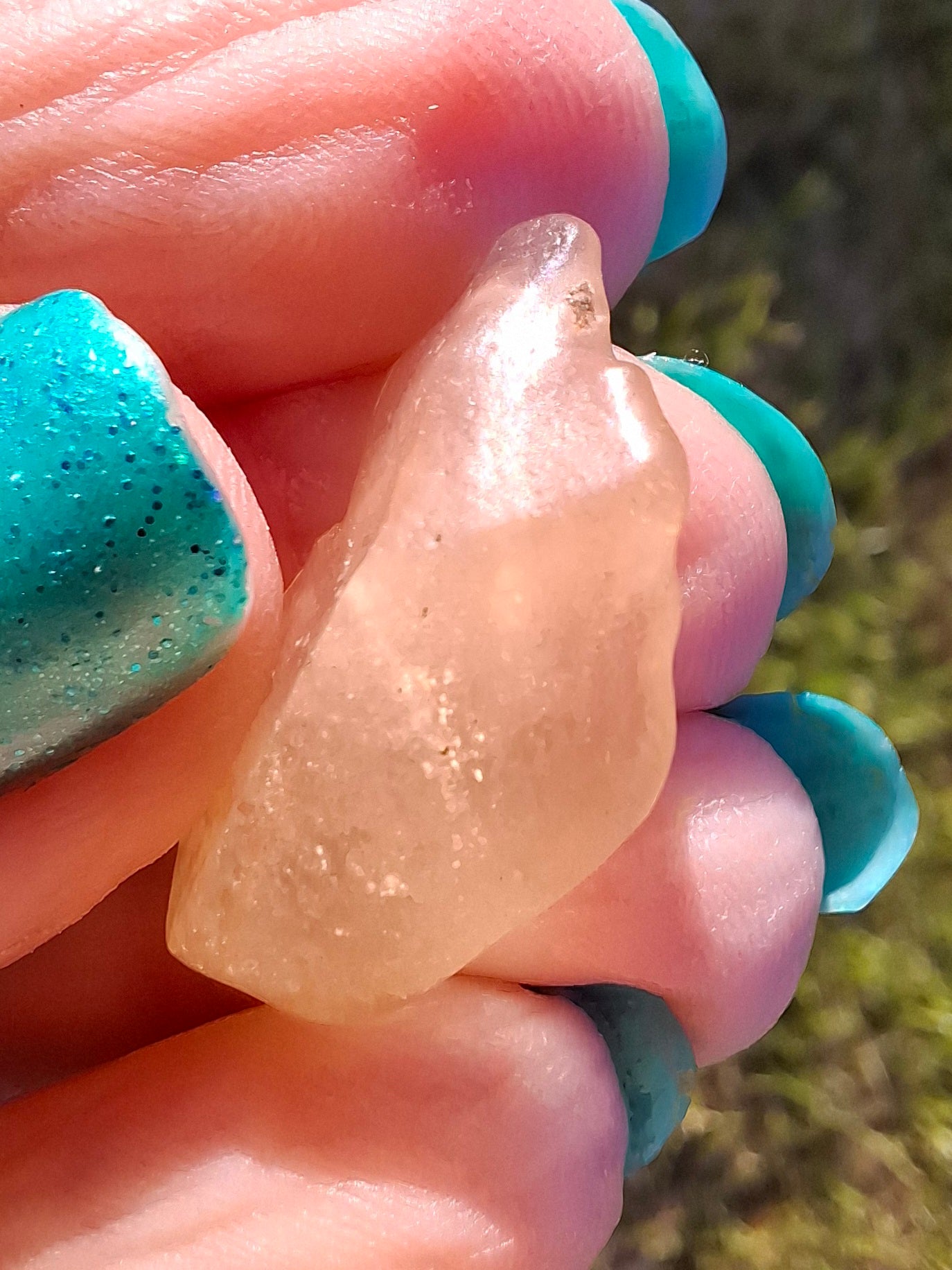 Libyan Desert Glass Piece, 2.27g, Tektite