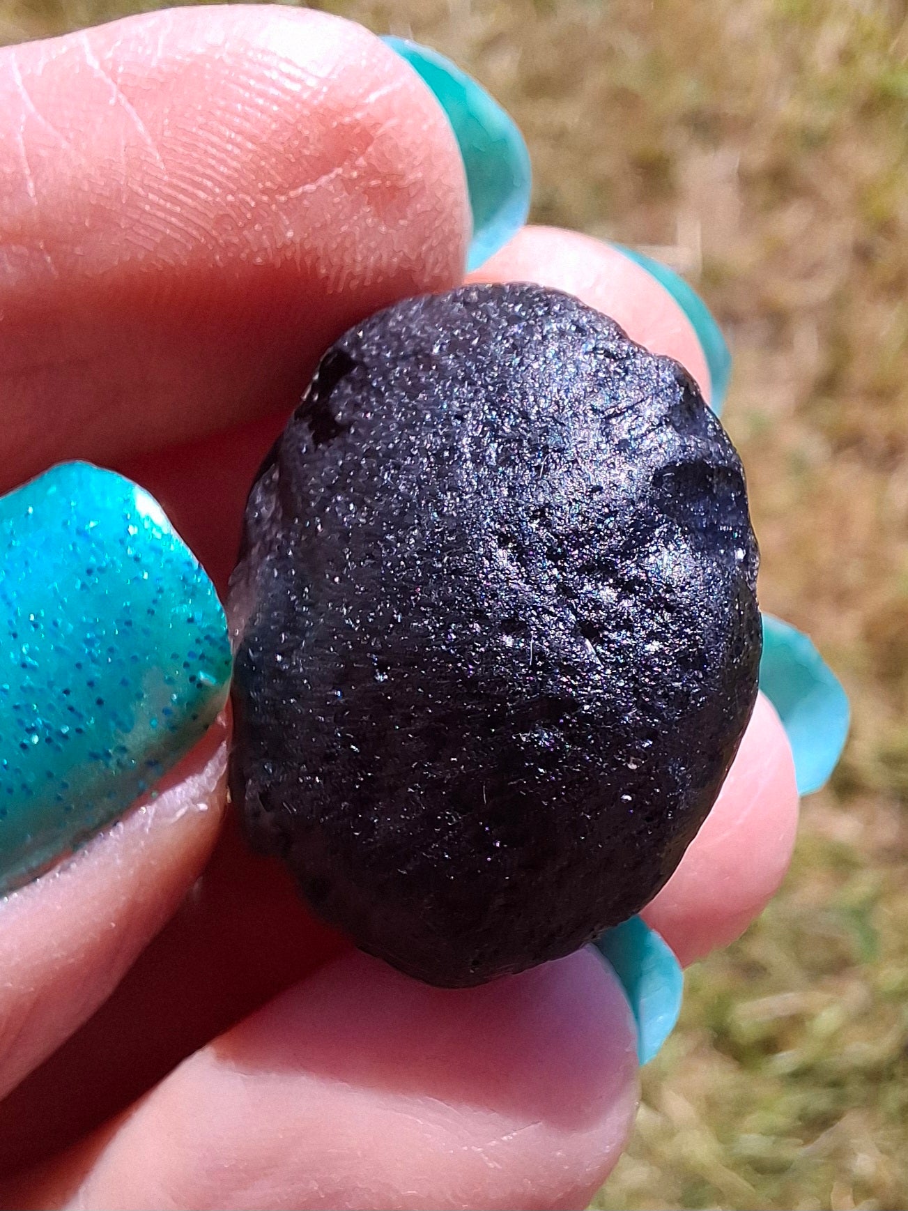 Philippinite (Rizalite), 9.24g, Tektite