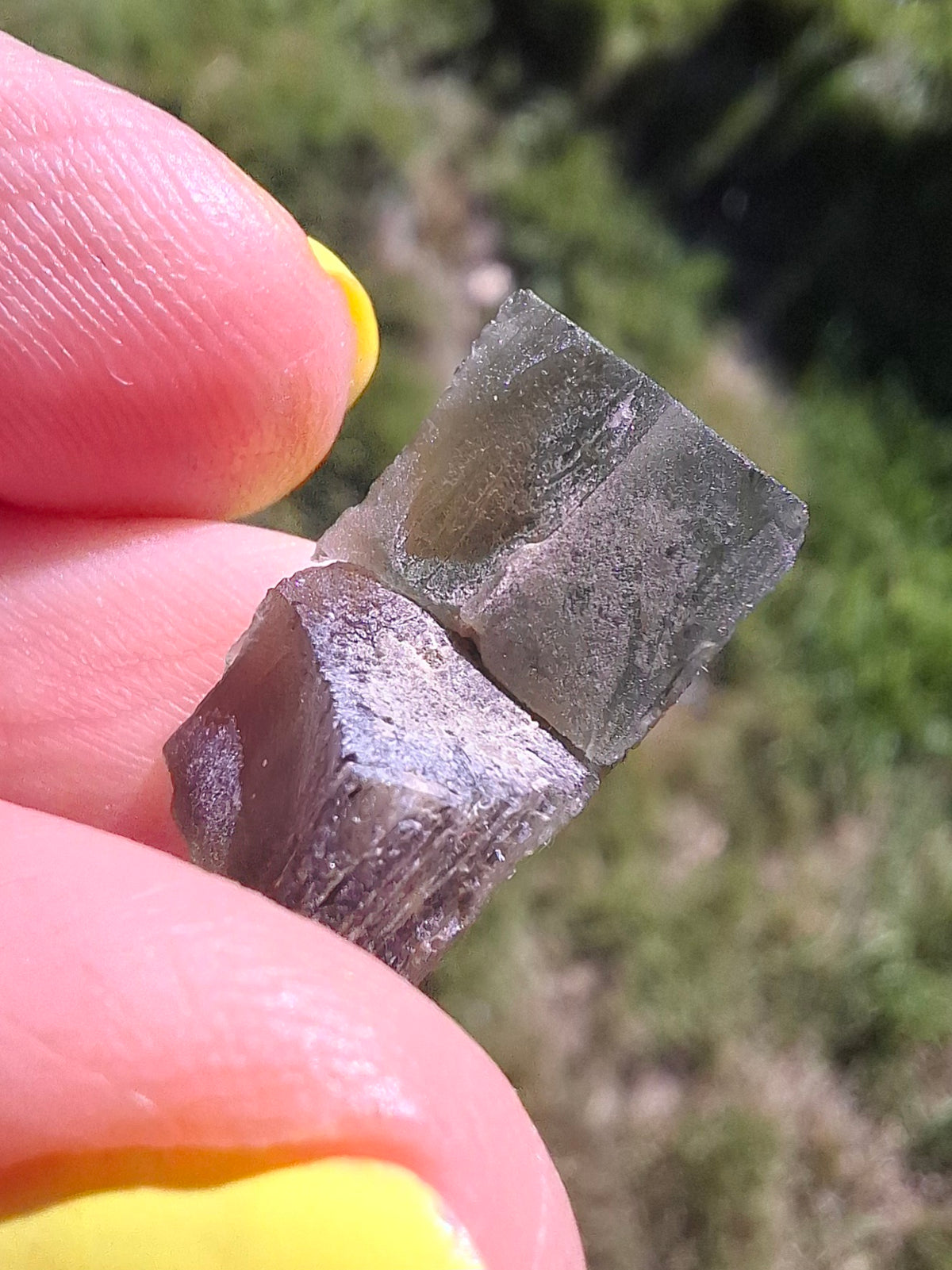 Moldavite Piece, 2.26g, Tektite (Ref: 1509)