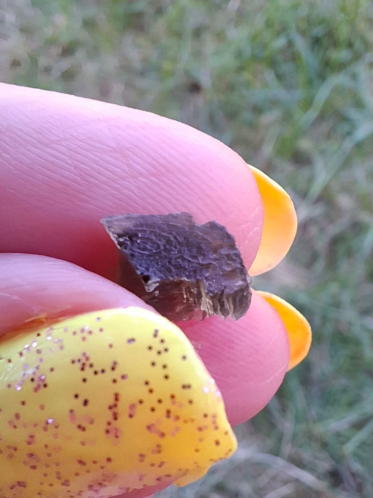 Moldavite small Piece, 0.37g, Tektite (Ref: 1478)