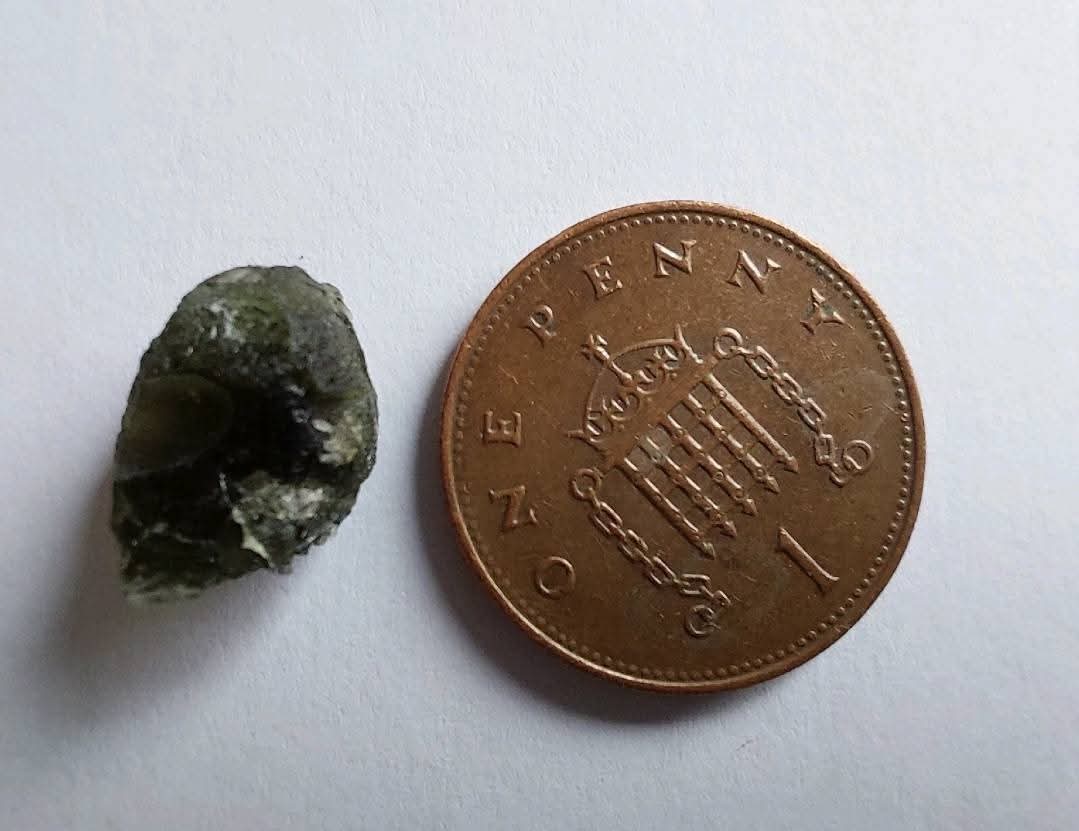 Moldavite Piece, 0.90g, Tektite (Ref: E209)