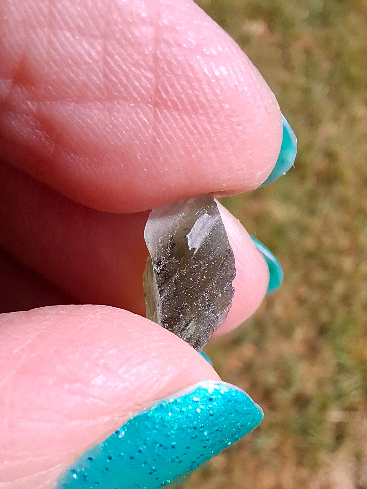 Moldavite Piece, 0.74g, Tektite (Ref: 1417)