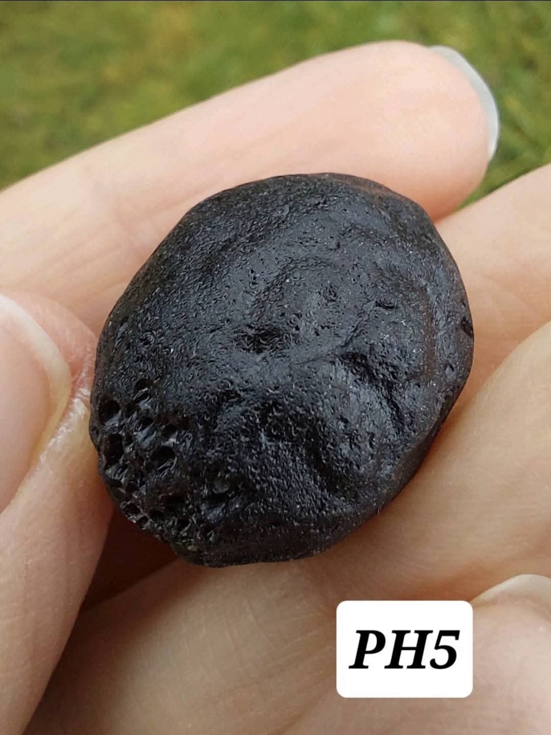 Philippinite (Rizalite), 11.31g, Tektite