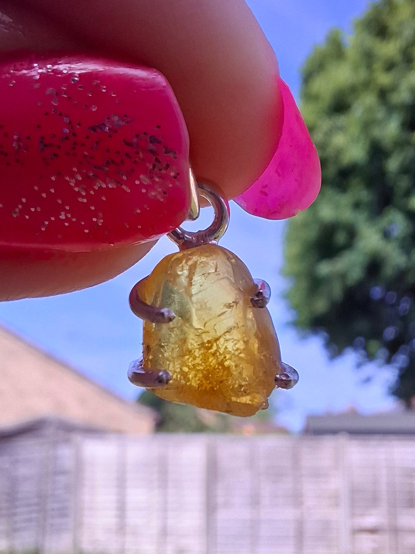 Baltic Amber Pendant, 925 Silver, Fossil (Ref: AP19)