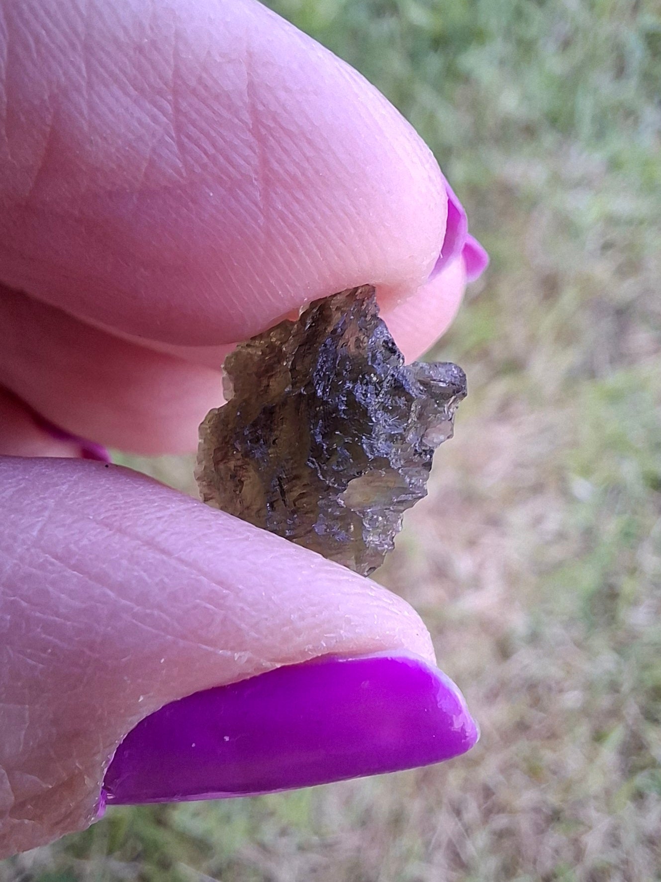 Moldavite Piece, 0.62g, Tektite (Ref: 1455)
