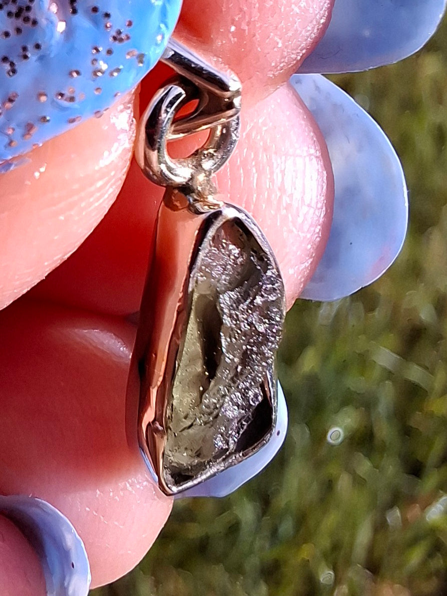 Moldavite Pendant, 925 Silver, Tektite (Ref: P46)
