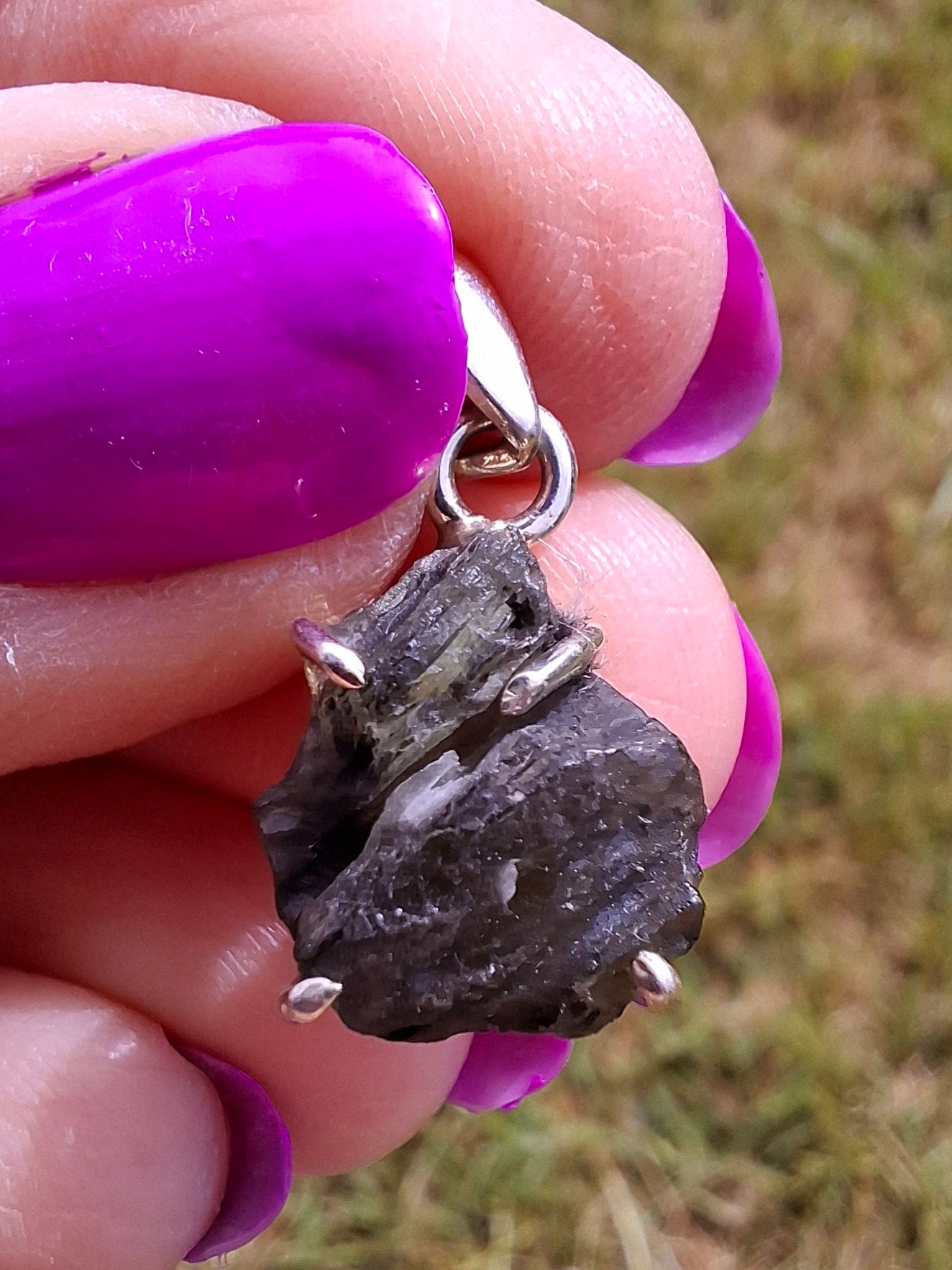 Moldavite Claw Pendant, 925 Silver, Tektite (Ref: P26)