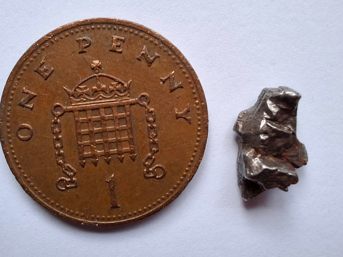 Campo del Cielo, 0.95g, Nickel Iron Meteorite (Ref: C2)