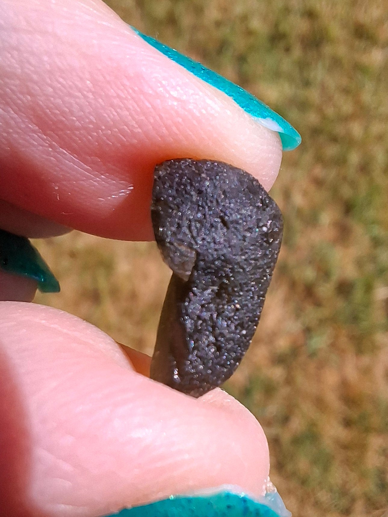 Moldavite Piece, 0.93g, Tektite (Ref: 1415)