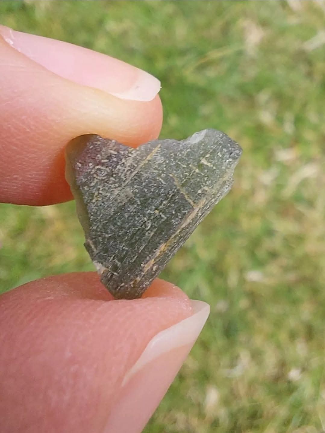 Moldavite Piece, 0.63g, Tektite (Ref: E174)