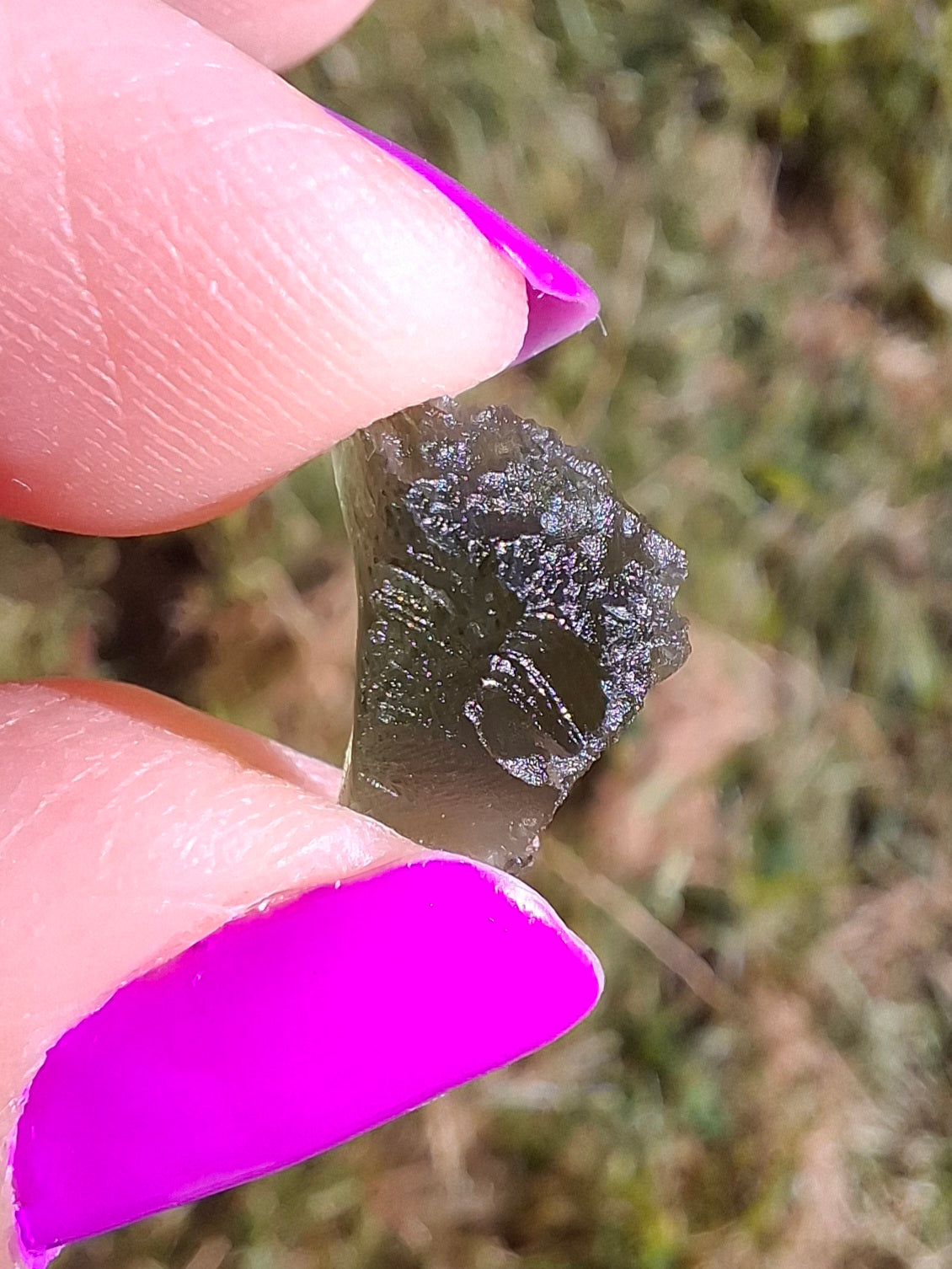 Moldavite Piece, 0.82g, Tektite (Ref: 1456)