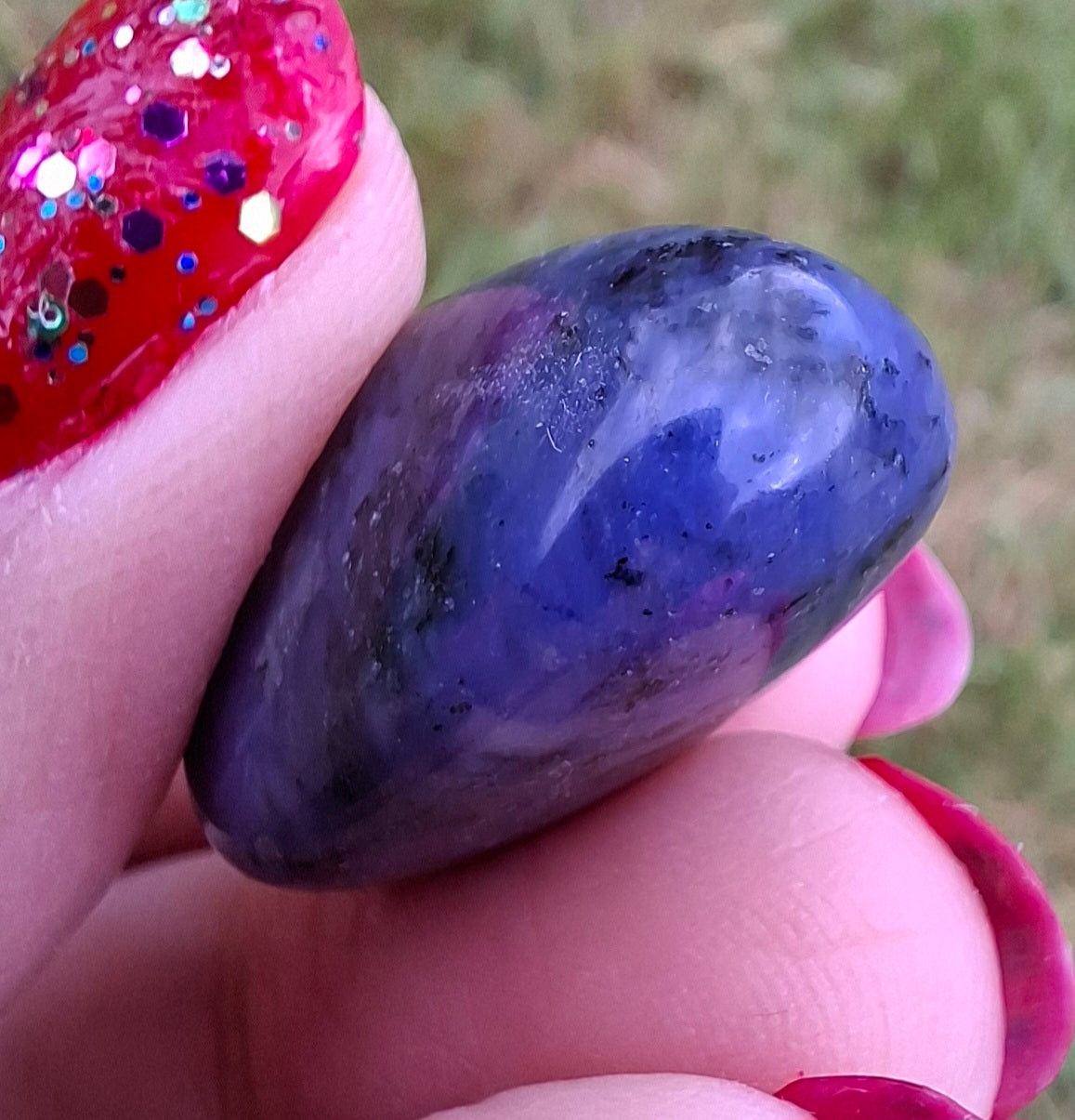 Sodalite, Tumble Stone, Crystal (Ref: T151)