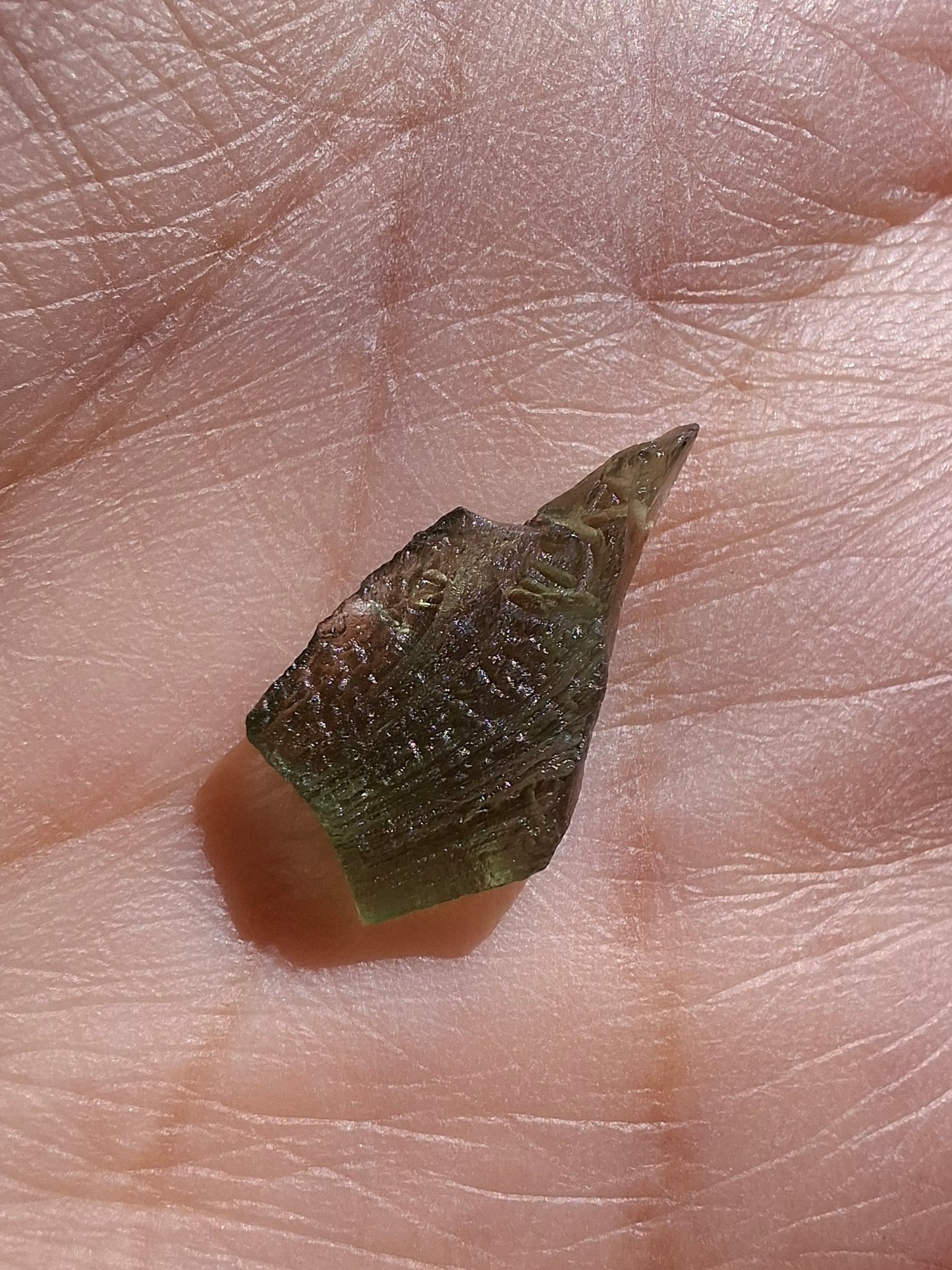 Moldavite Piece, 0.65g, Tektite (Ref: 1404)