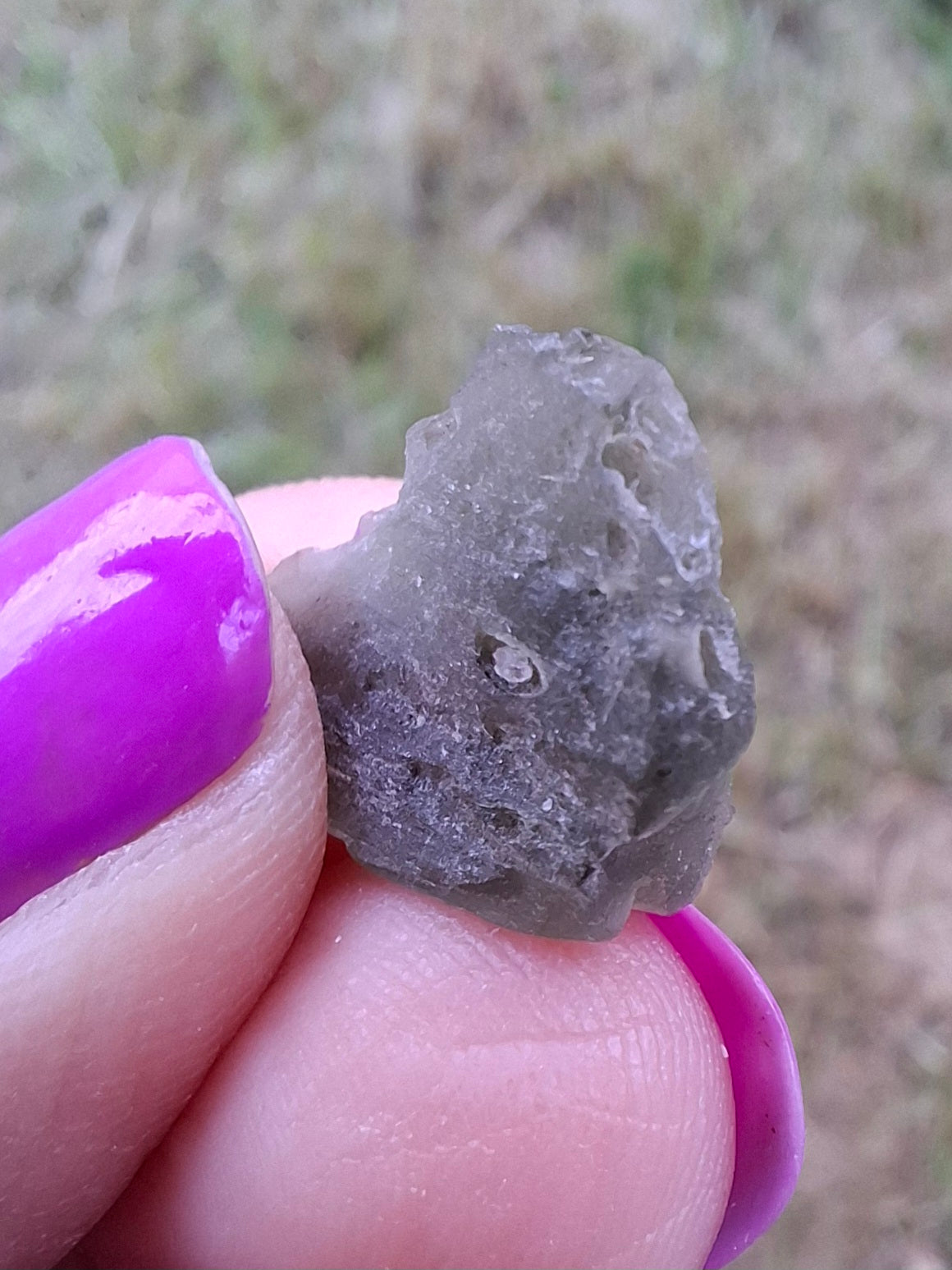 Moldavite Piece, 1.30g, Tektite (Ref: 1434)