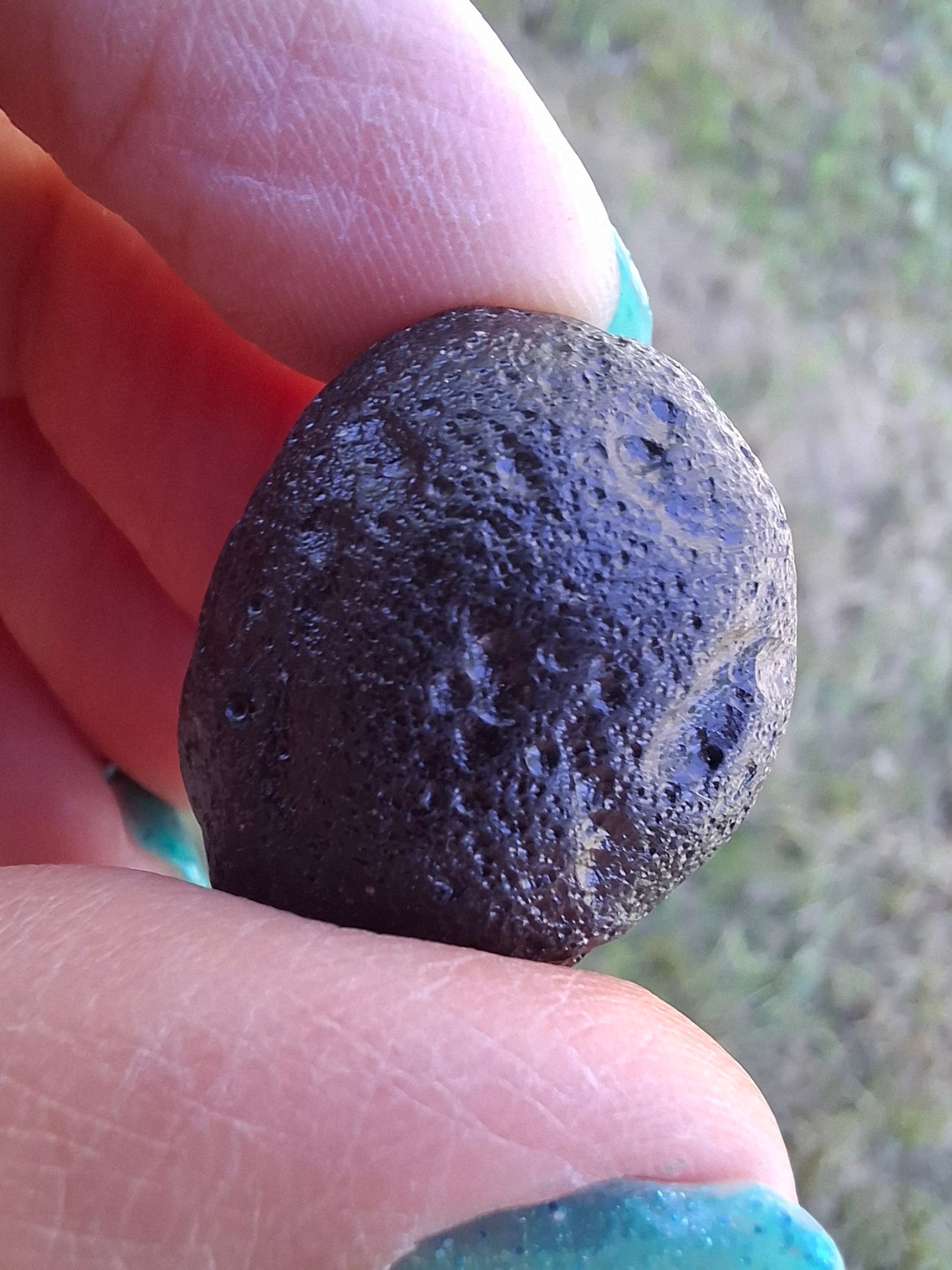 Philippinite (Rizalite), 11.42g, Tektite