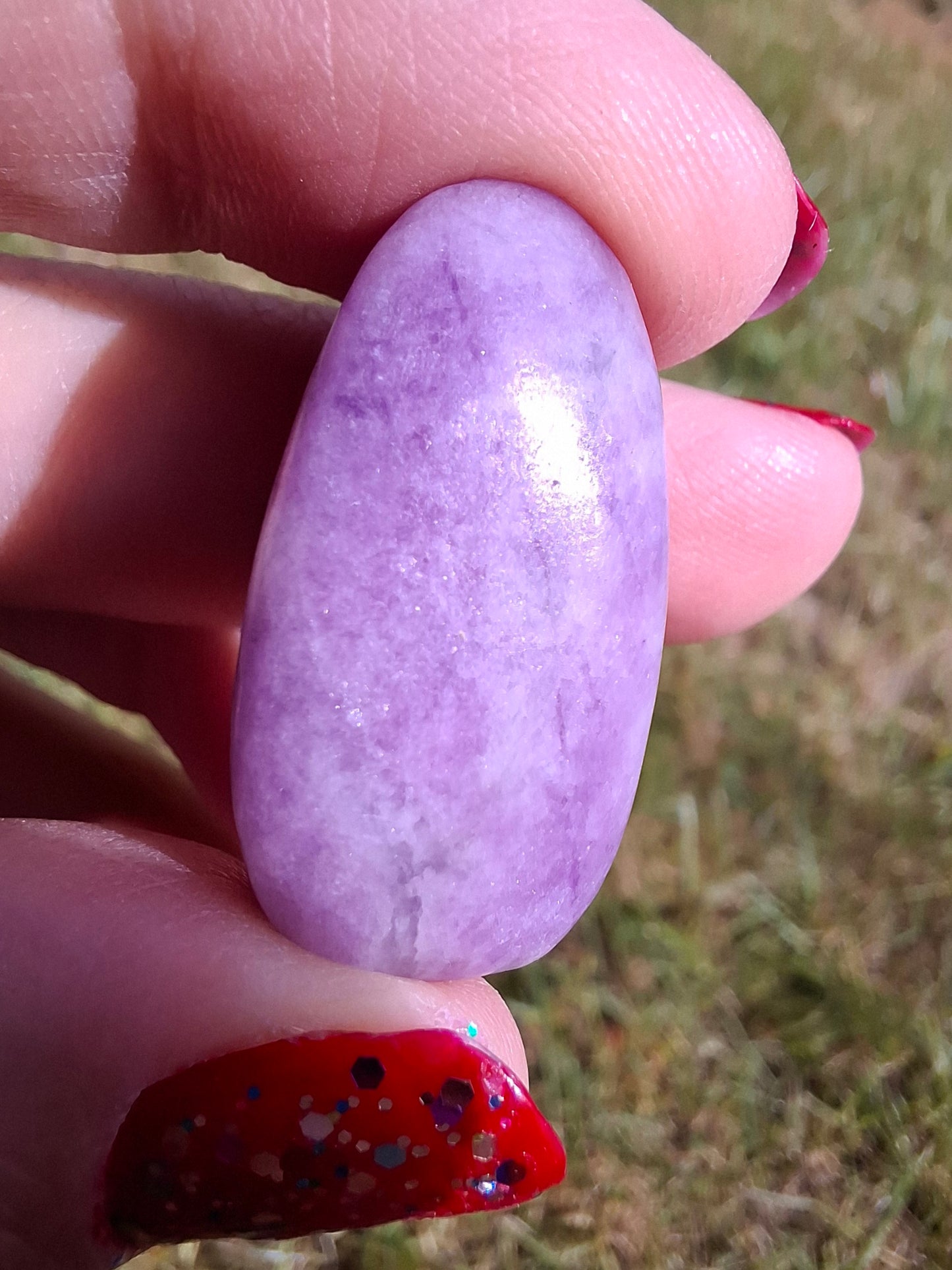 Lepidolite, Tumble Stone, Crystal (Ref: T120)
