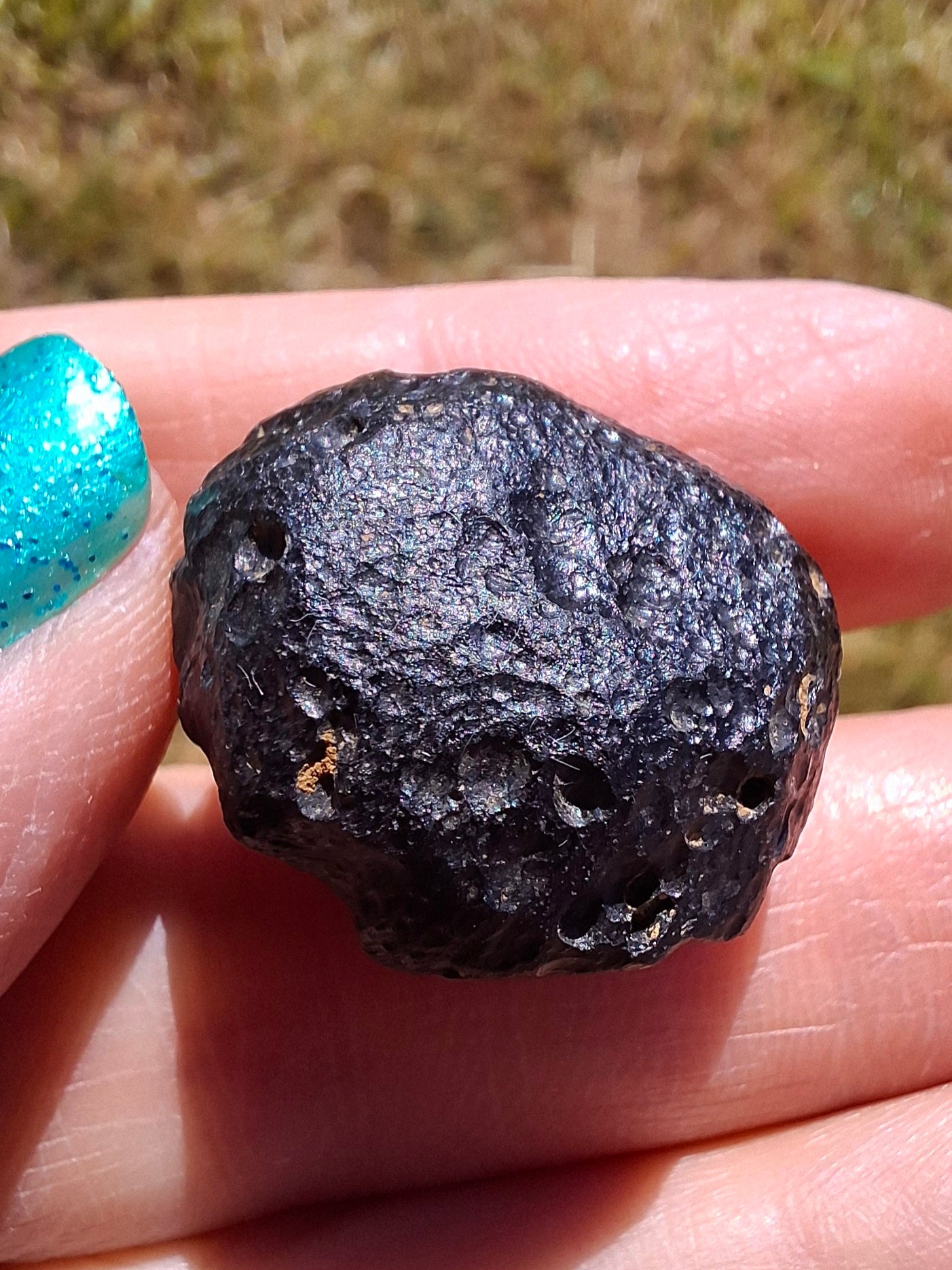 Philippinite (Rizalite), 10.64g, Tektite