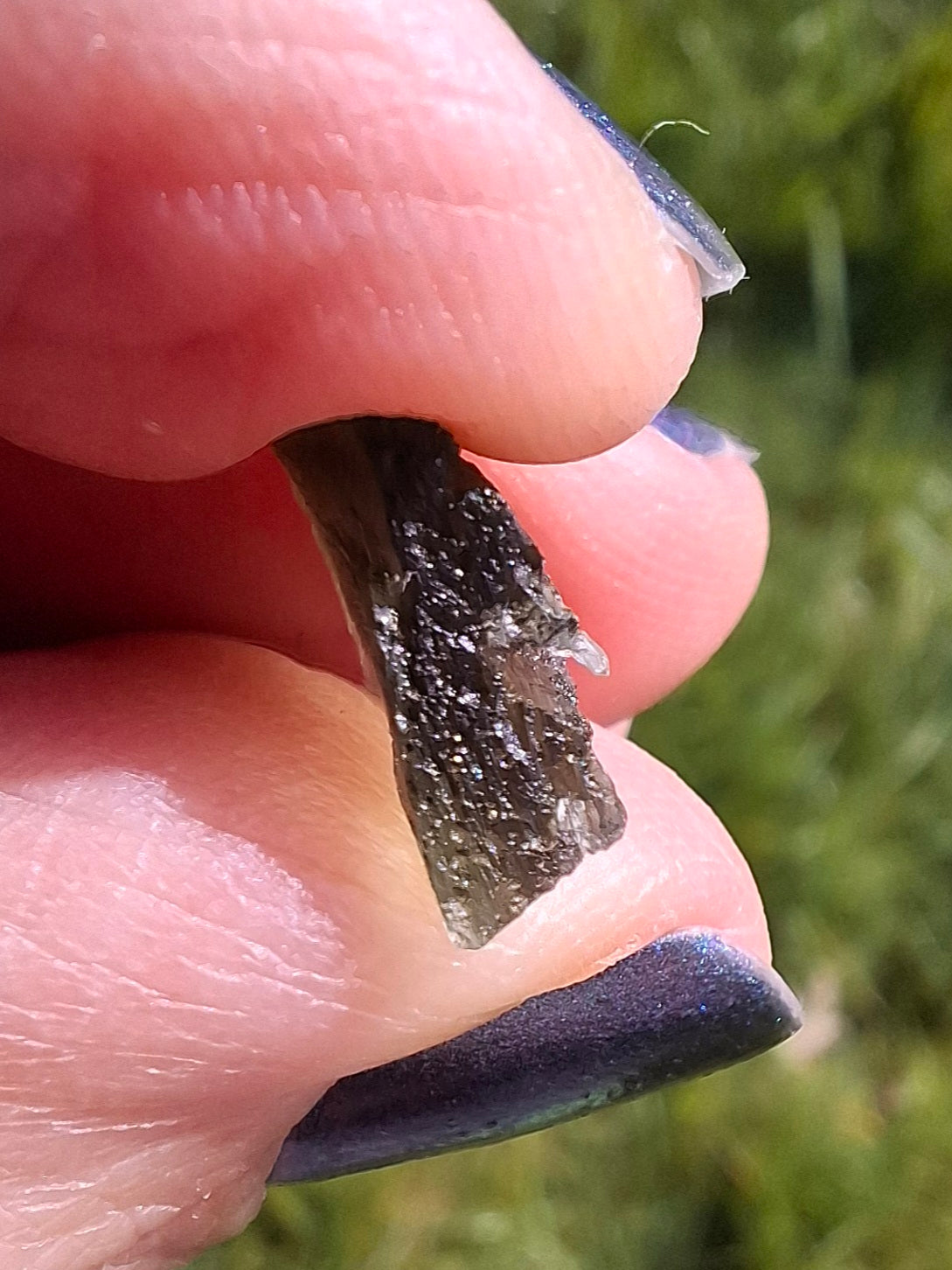Moldavite Piece, 0.93g, Tektite (Ref: 1391)