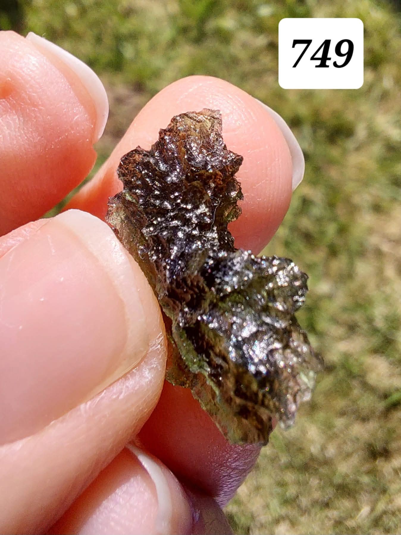 Moldavite Piece, BESEDNICE SKOLA, 1.55g, Tektite (Ref: 749)