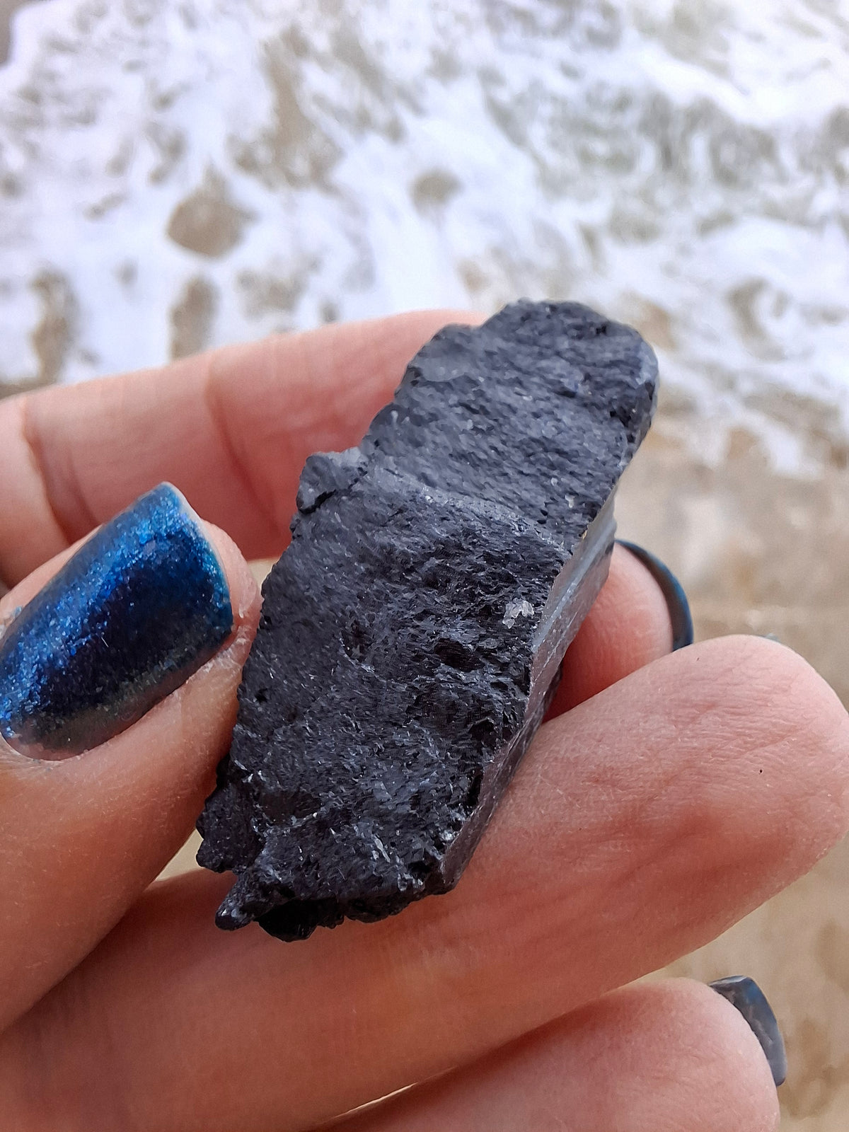 Black Tourmaline RAW, 14.77g, Crystal, (Ref: RBT1)