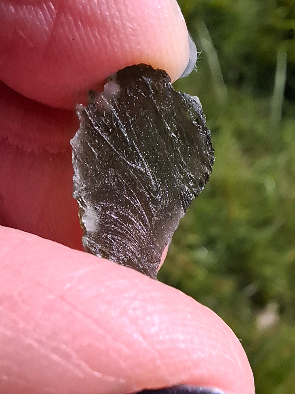 Moldavite Piece, 0.98g, Tektite (Ref: 1388)
