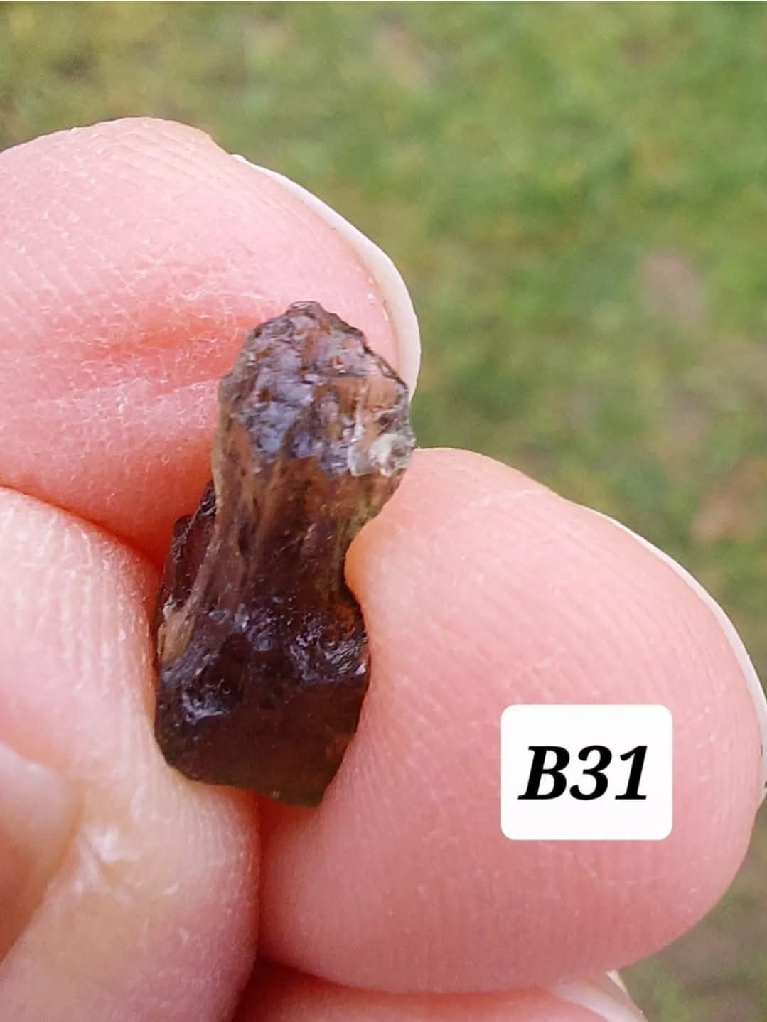 Moldavite Small Piece, 0.43g, Tektite (Ref: B31)