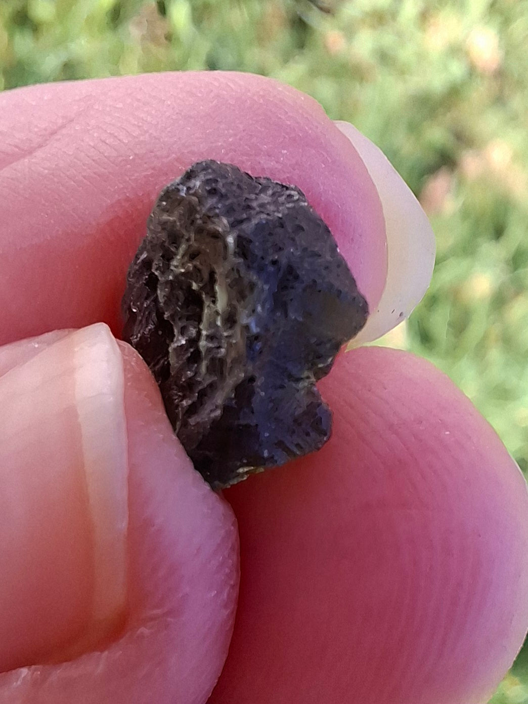 Moldavite Piece, 0.96g, Tektite (Ref: 1330)